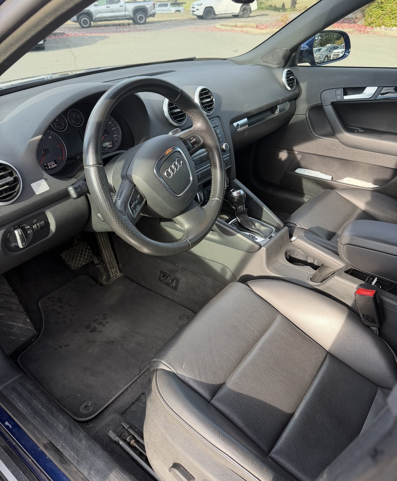 Photo 5 from auction – 2013 AUDI A3 PROGRESSIV with VIN WAUBJCFM2DA033127