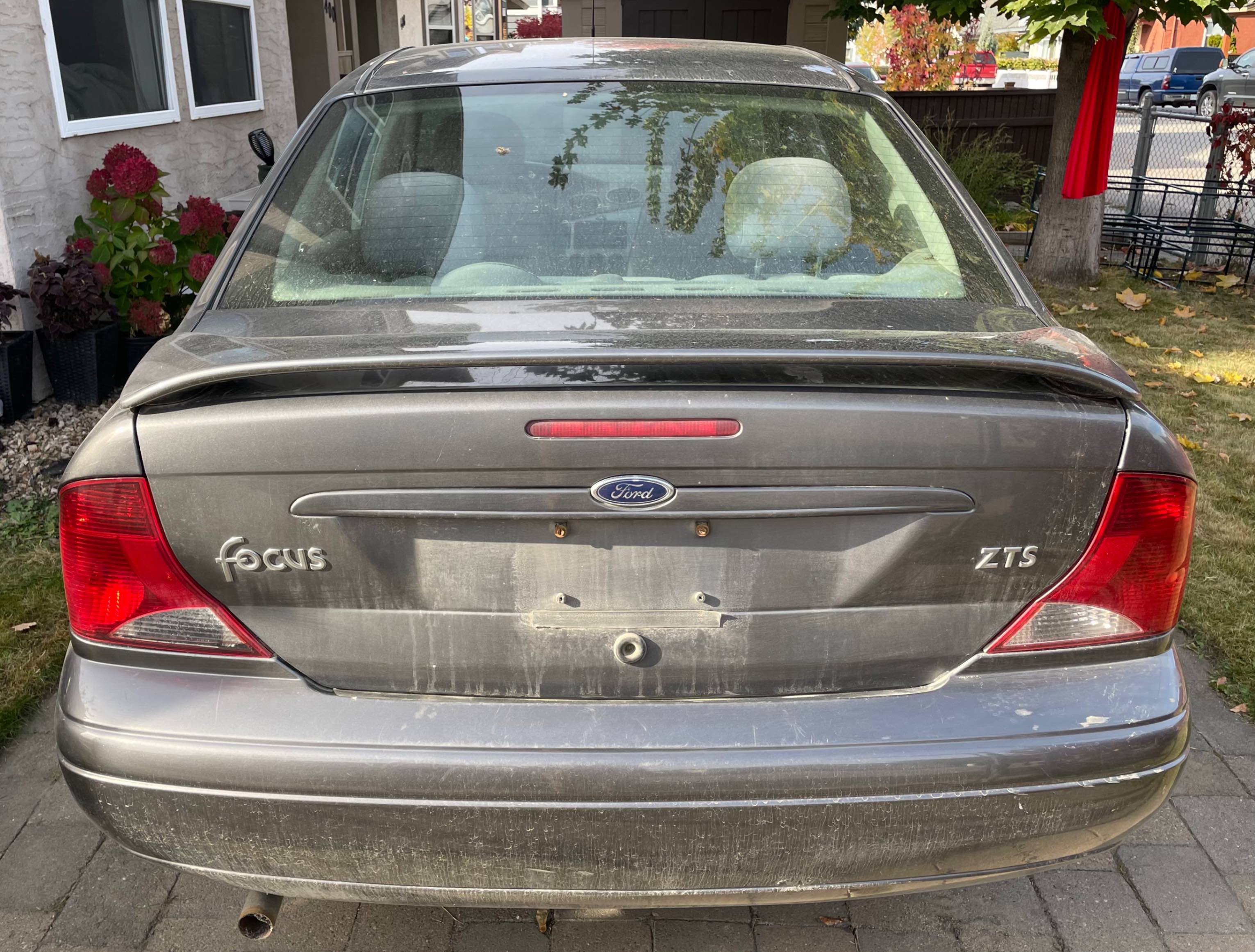 Photo 4 from auction – 2003 FORD FOCUS ZTS with VIN 1FAFP38323W208152
