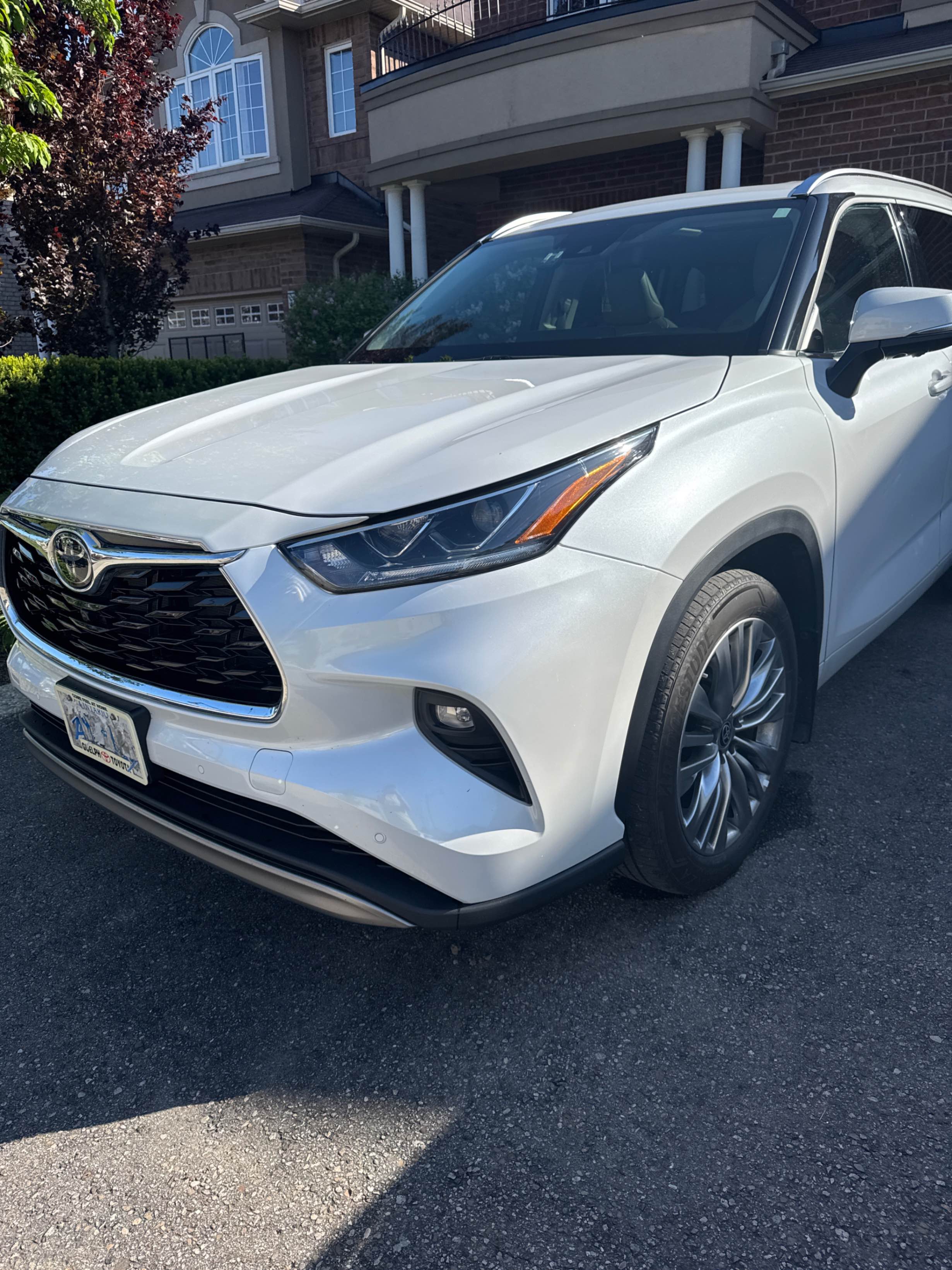 TOYOTA HIGHLANDER AWD 2023 с VIN 5TDKDRBH8PS032822 - Снимка от търг
