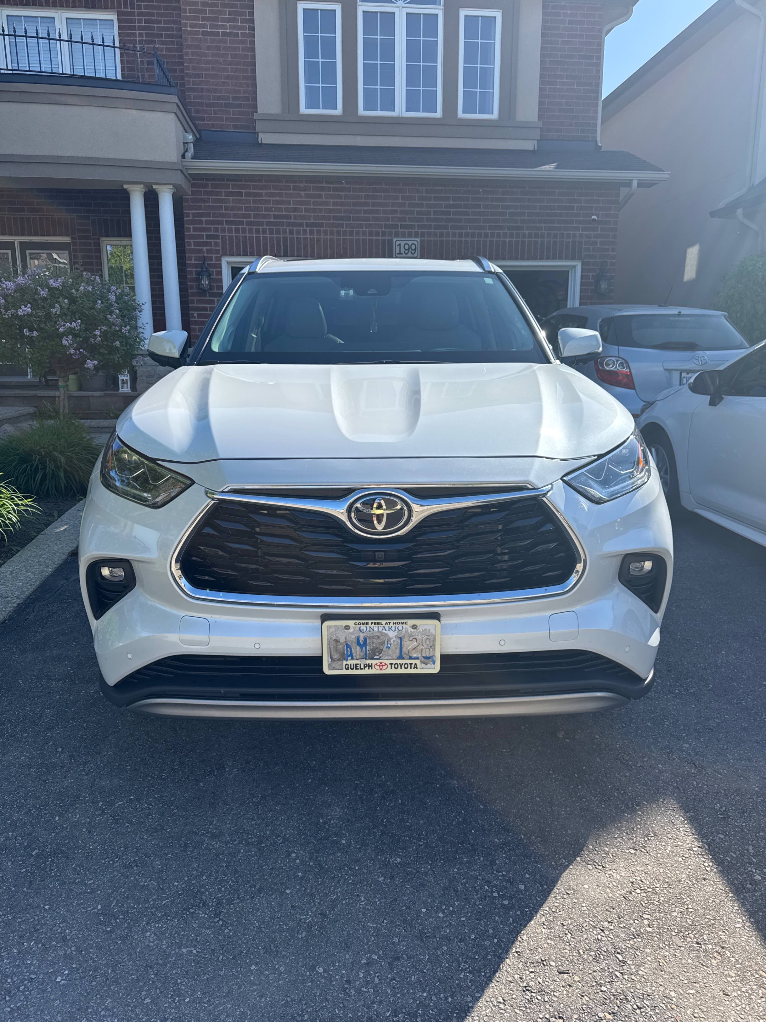 Снимка 6 от търг – 2023 TOYOTA HIGHLANDER AWD с VIN 5TDKDRBH8PS032822