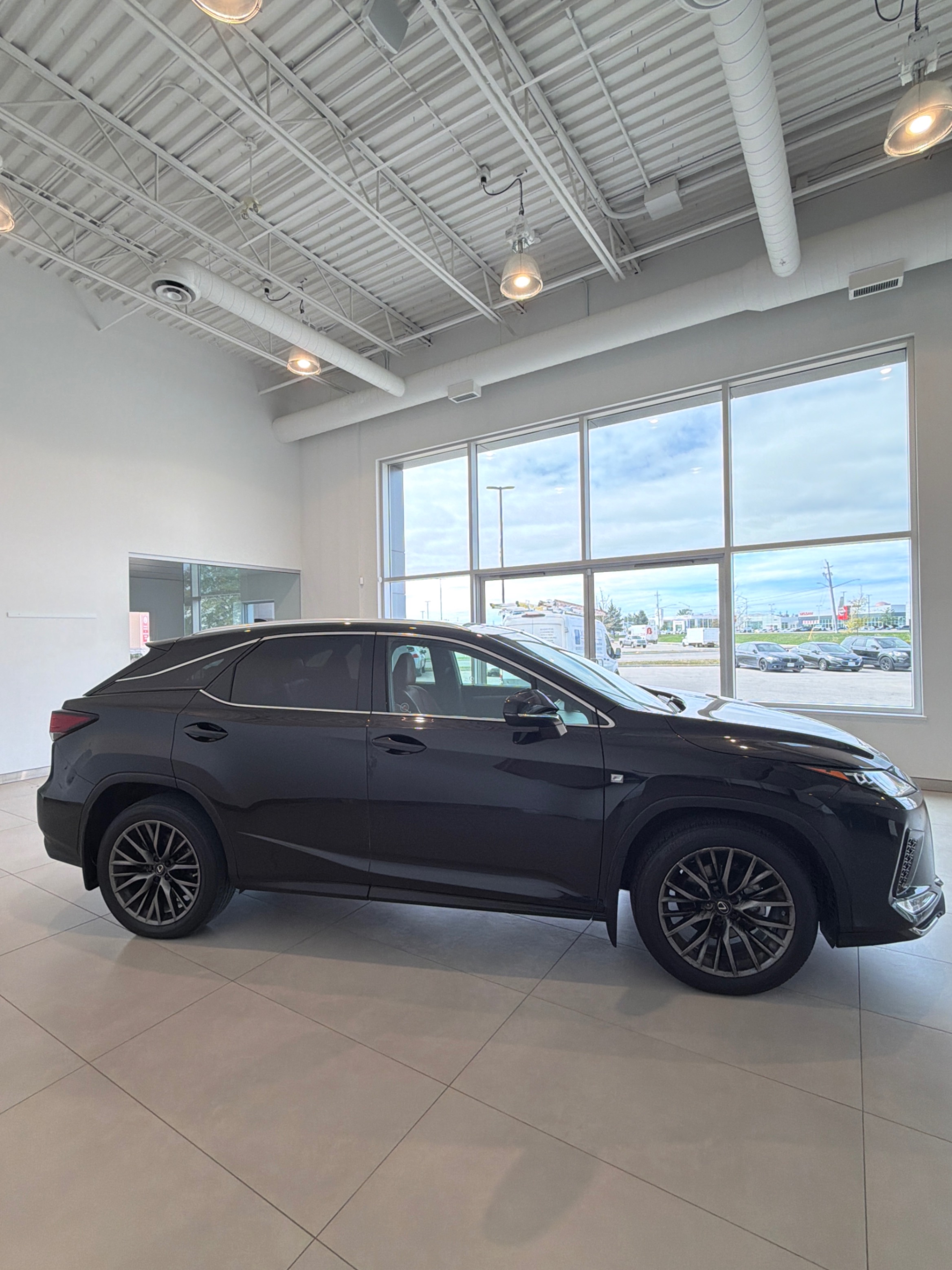 Photo 3 from auction – 2022 LEXUS RX RX 350 with VIN 2T2YZMDA8NC357888