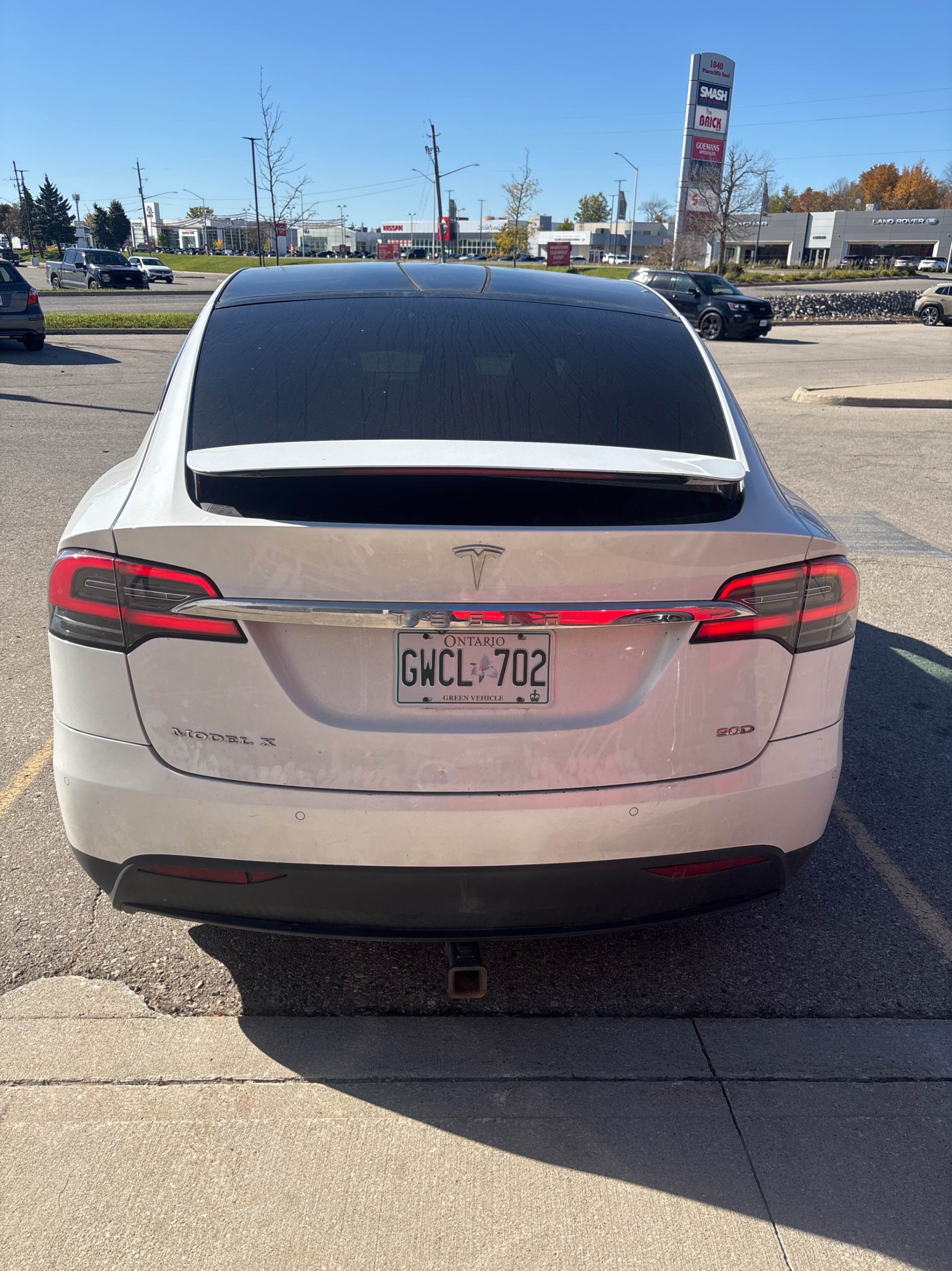 Photo 4 from auction – 2016 TESLA MODEL X 90D with VIN 5YJXCAE21GF012370
