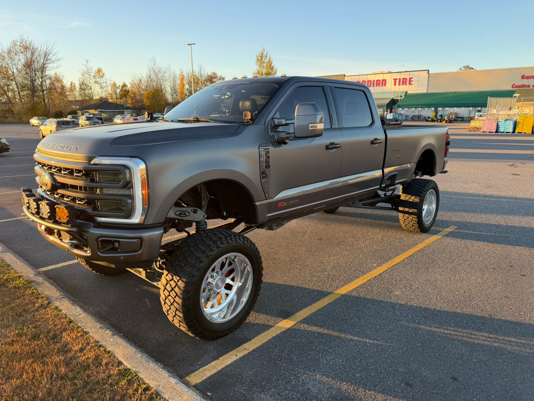 2023 FORD SUPER DUTY F-350 SRW 4WD CREW CAB BOX - Търг №AD3AB9