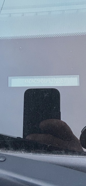 Снимка 10 от търг – 2023 KIA CARNIVAL EX+ FWD с VIN KNDNC5H36P6272357