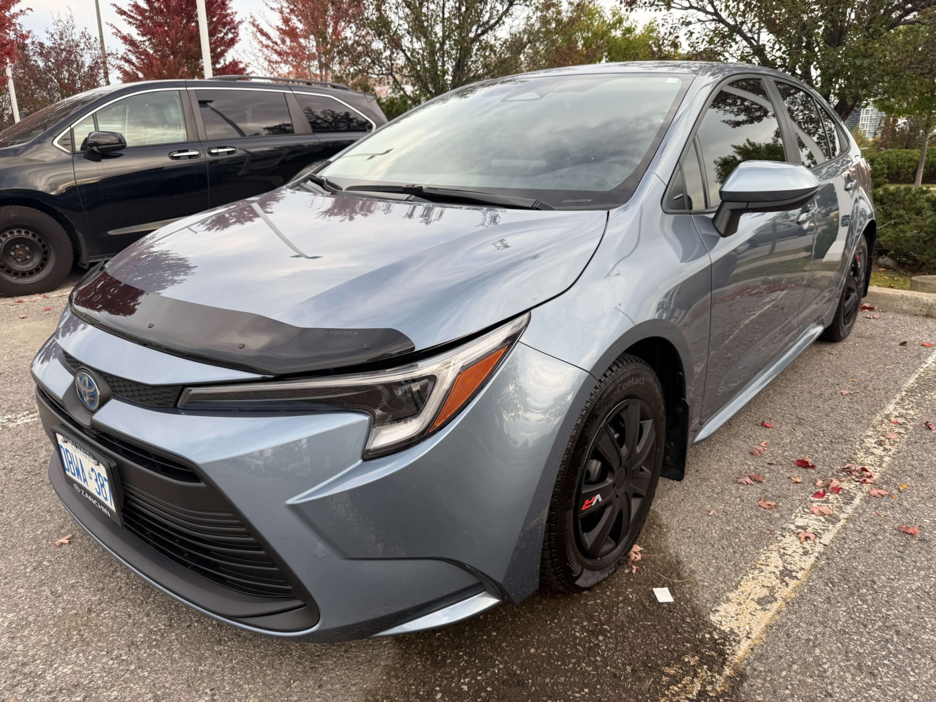 TOYOTA COROLLA HYBRID LE 2024 с VIN JTDBCMFE9R3040390 - Снимка от търг