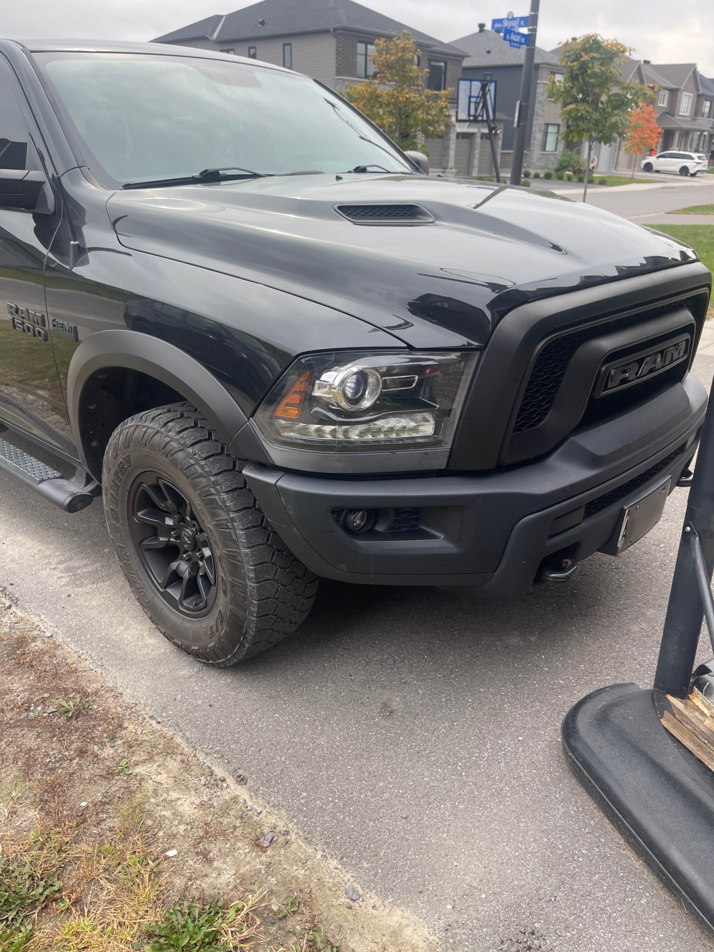 Photo 6 from auction – 2017 RAM 1500 REBEL with VIN 1C6RR7YT1HS793305