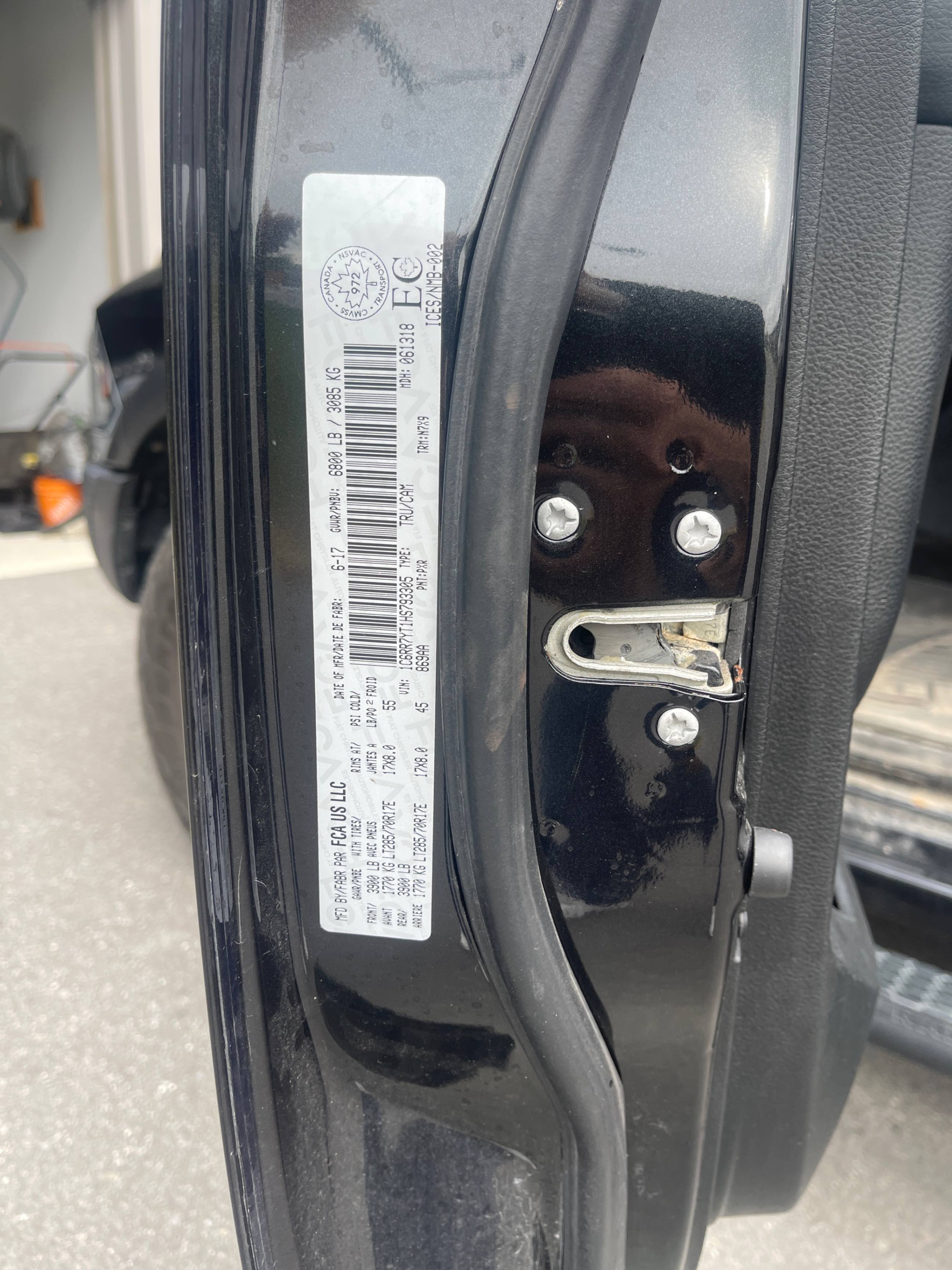 Photo 11 from auction – 2017 RAM 1500 REBEL with VIN 1C6RR7YT1HS793305