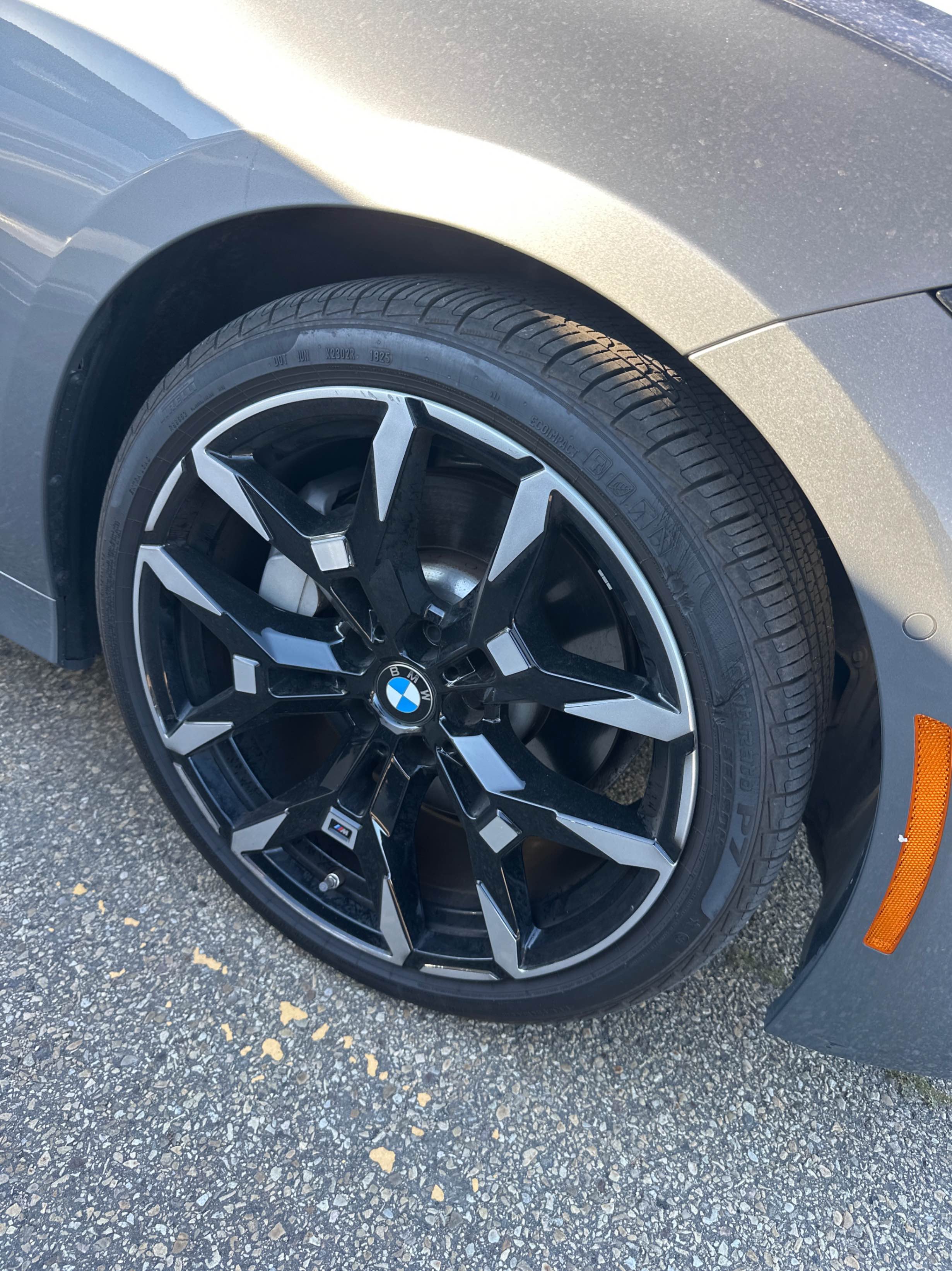 Снимка 7 от търг – 2025 BMW 3 SERIES 330I XDRIVE с VIN 3MW89CW07S8F71301