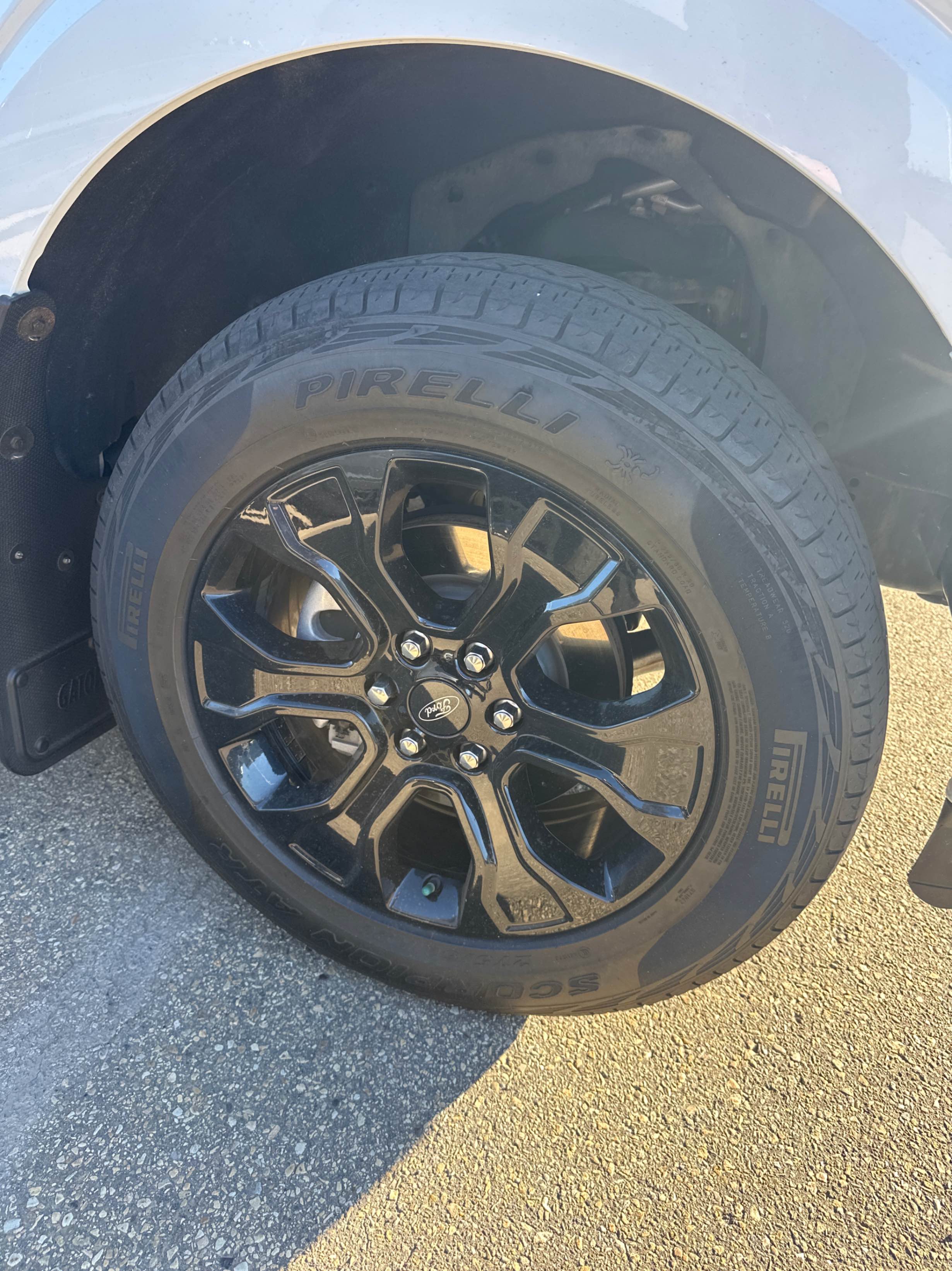 Снимка 7 от търг – 2023 FORD F-150 4WD SUPERCREW BOX с VIN 1FTEW1EP4PFD00342