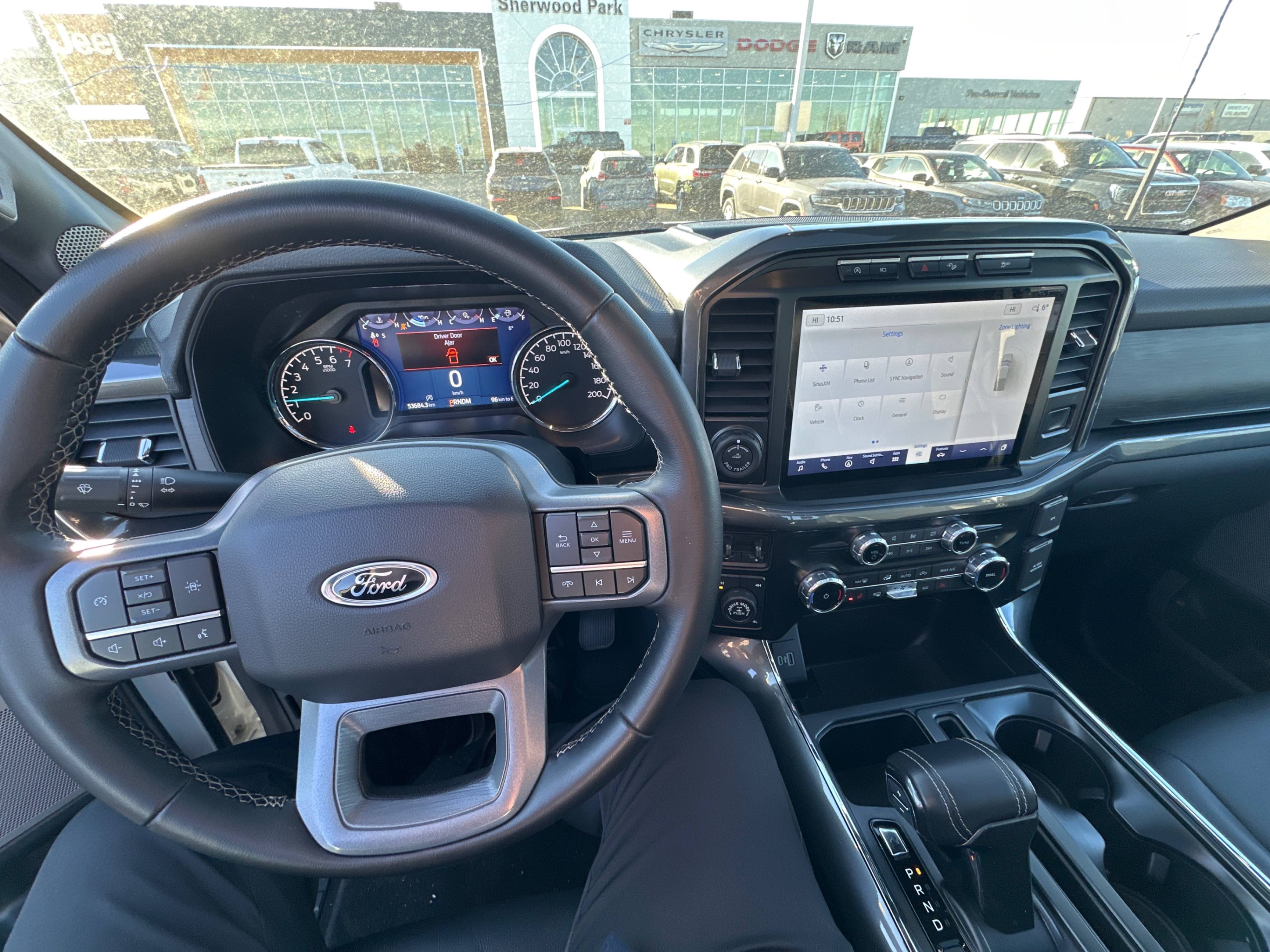 Снимка 9 от търг – 2023 FORD F-150 4WD SUPERCREW BOX с VIN 1FTEW1EP4PFD00342