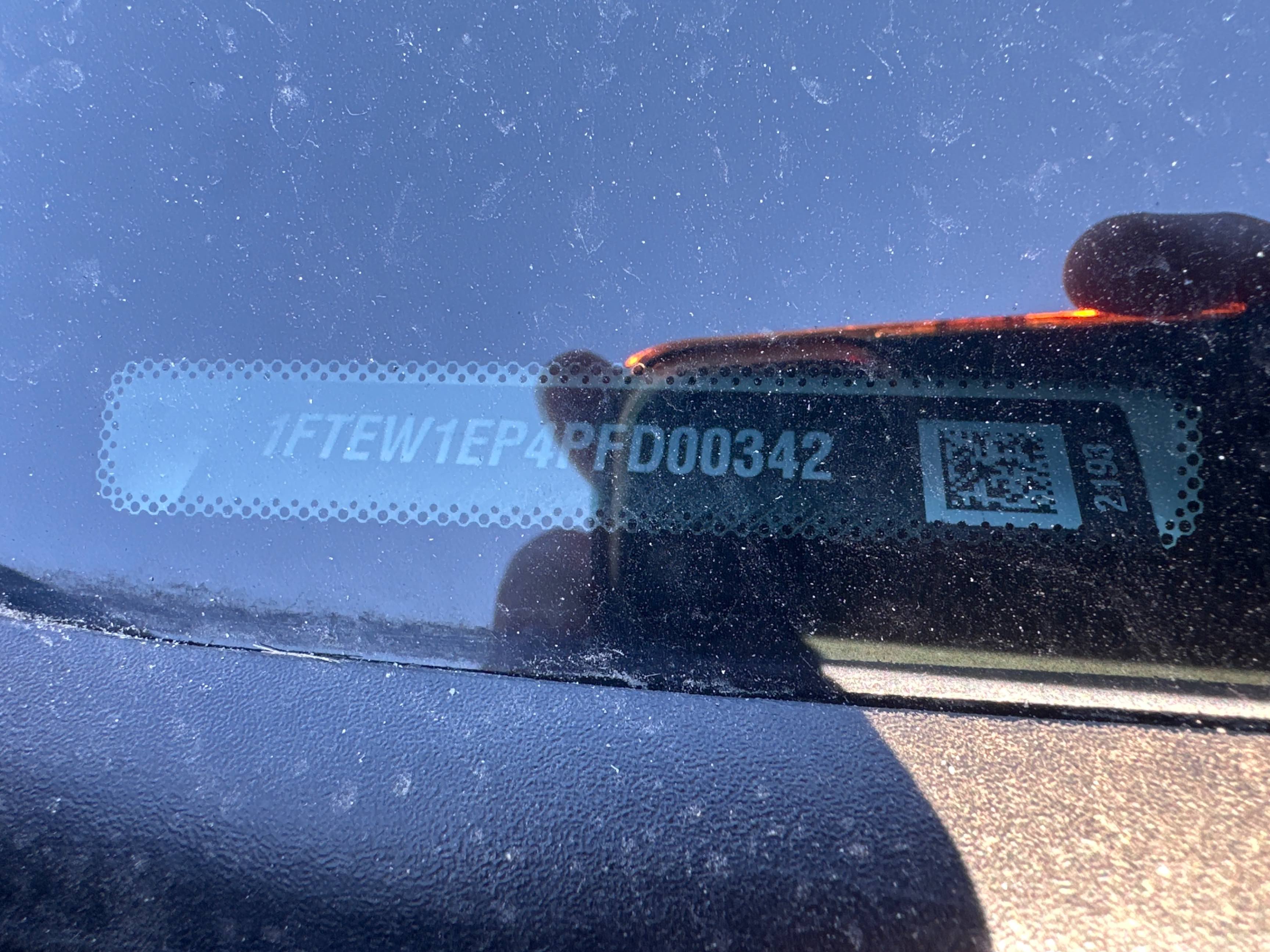Снимка 10 от търг – 2023 FORD F-150 4WD SUPERCREW BOX с VIN 1FTEW1EP4PFD00342