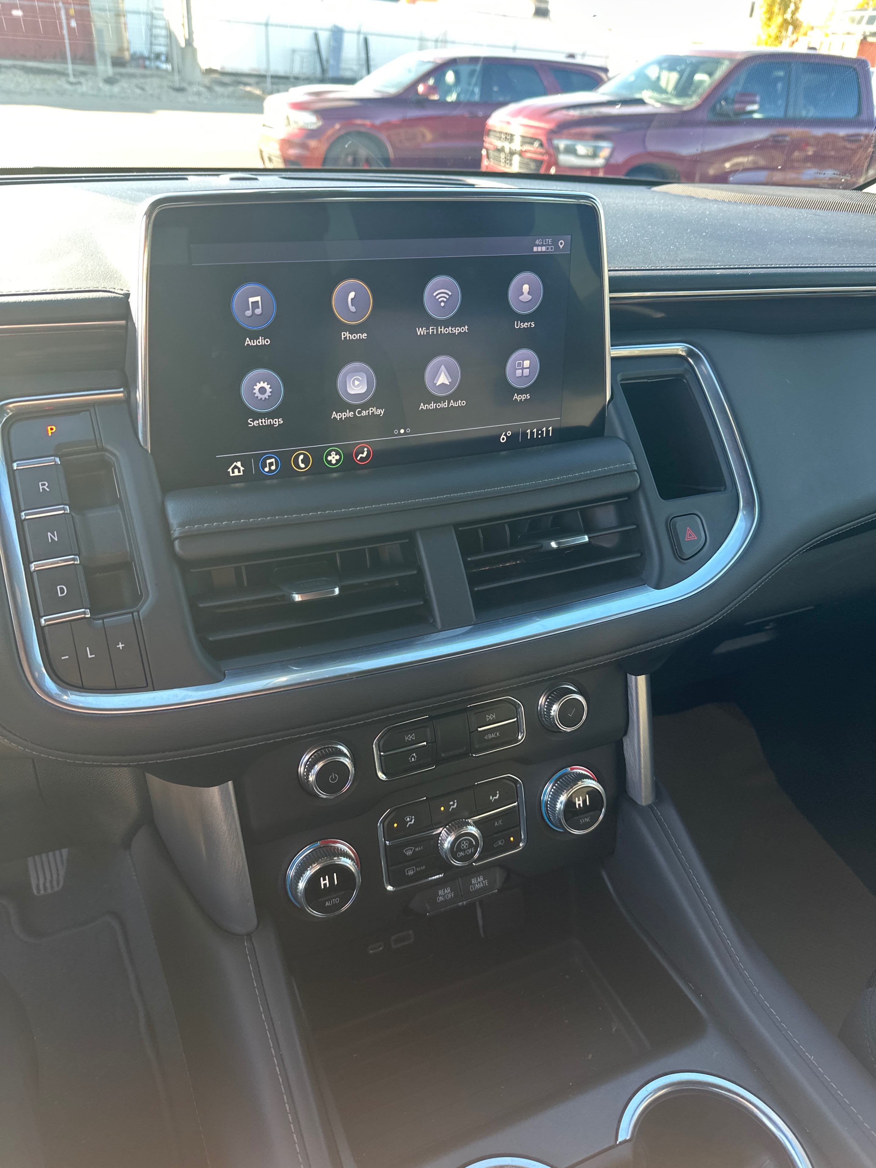 Снимка 9 от търг – 2021 GMC YUKON SLE с VIN 1GKS2AKD4MR243342