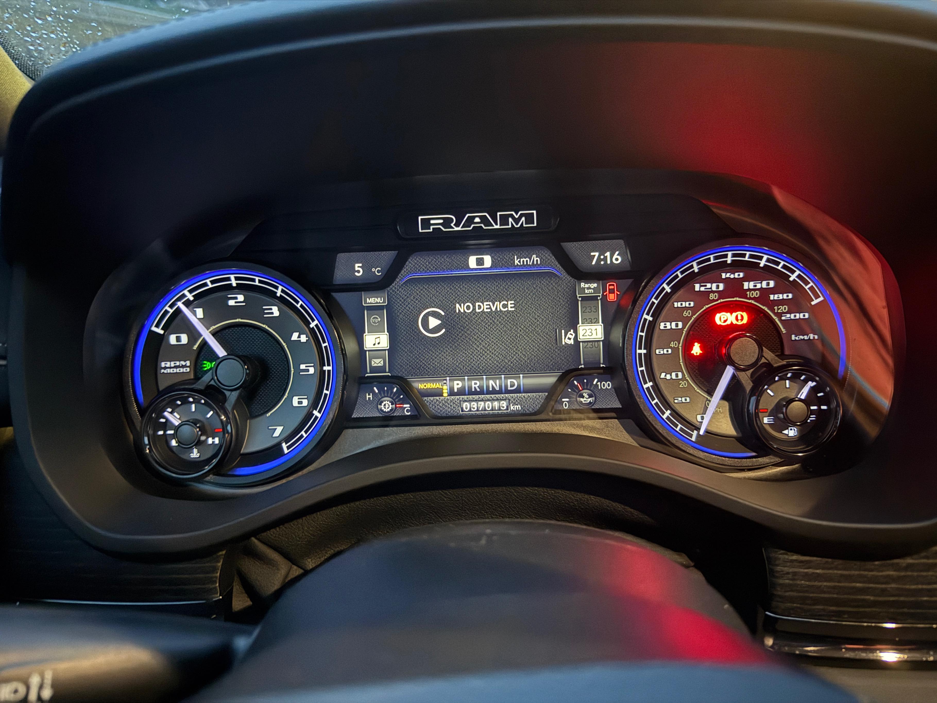Photo 8 from auction – 2022 RAM 1500 LIMITED with VIN 1C6SRFHTXNN163840