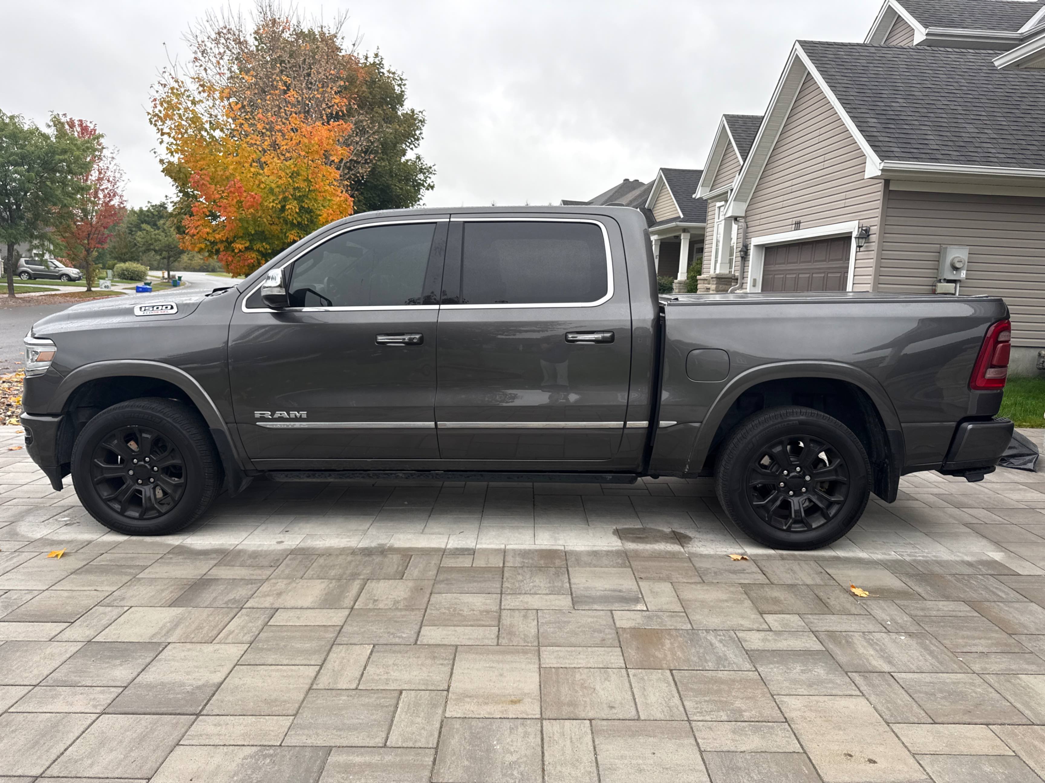 Photo 2 from auction – 2021 RAM 1500 LIMITED with VIN 1C6SRFHM9MN702066