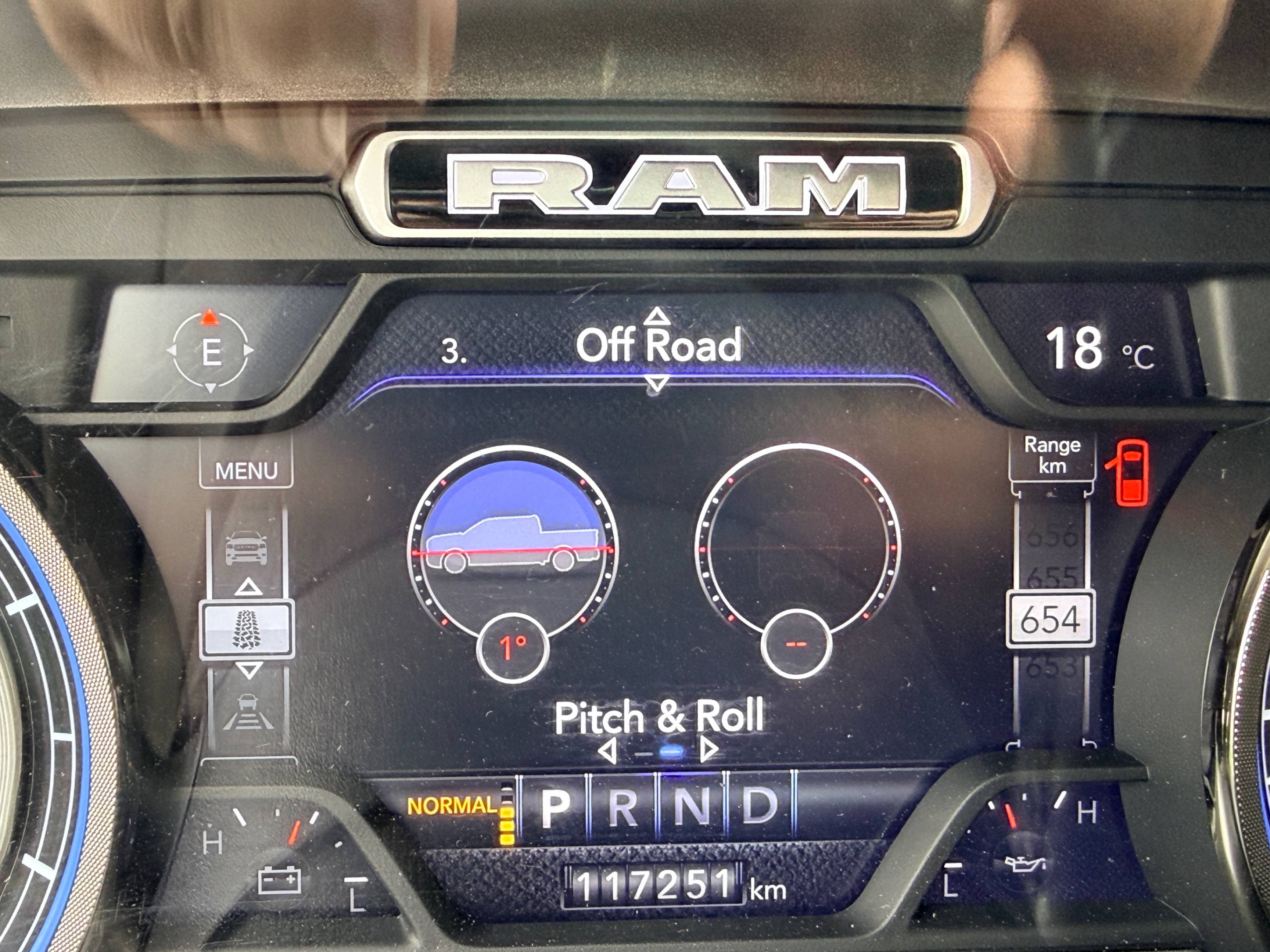 Photo 11 from auction – 2021 RAM 1500 LIMITED with VIN 1C6SRFHM9MN702066