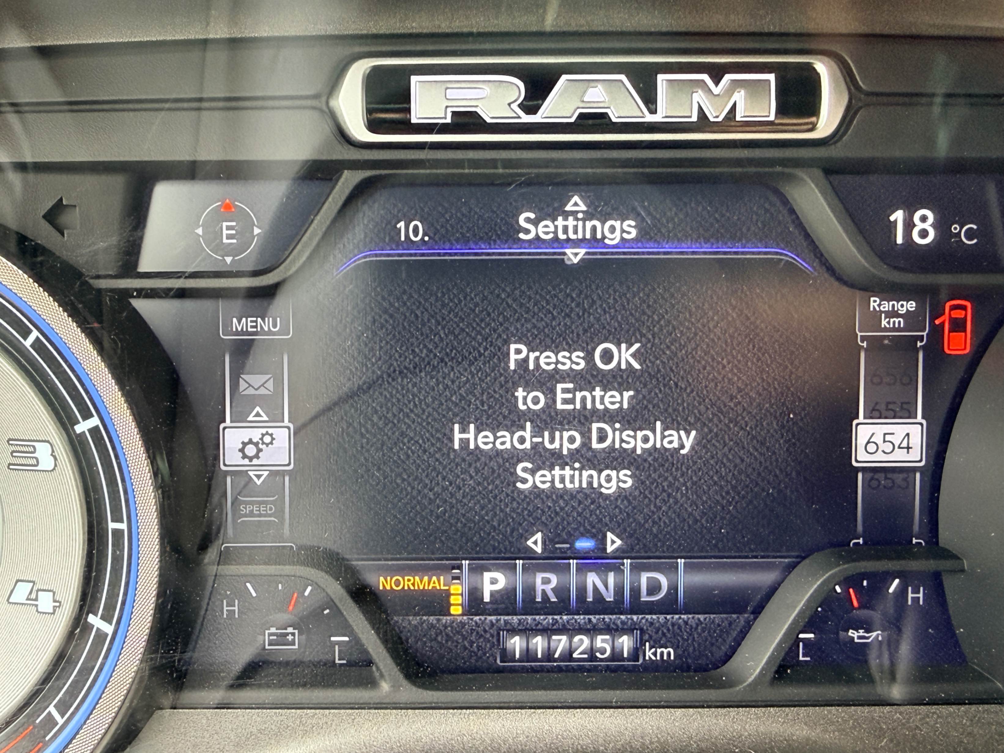 Photo 13 from auction – 2021 RAM 1500 LIMITED with VIN 1C6SRFHM9MN702066