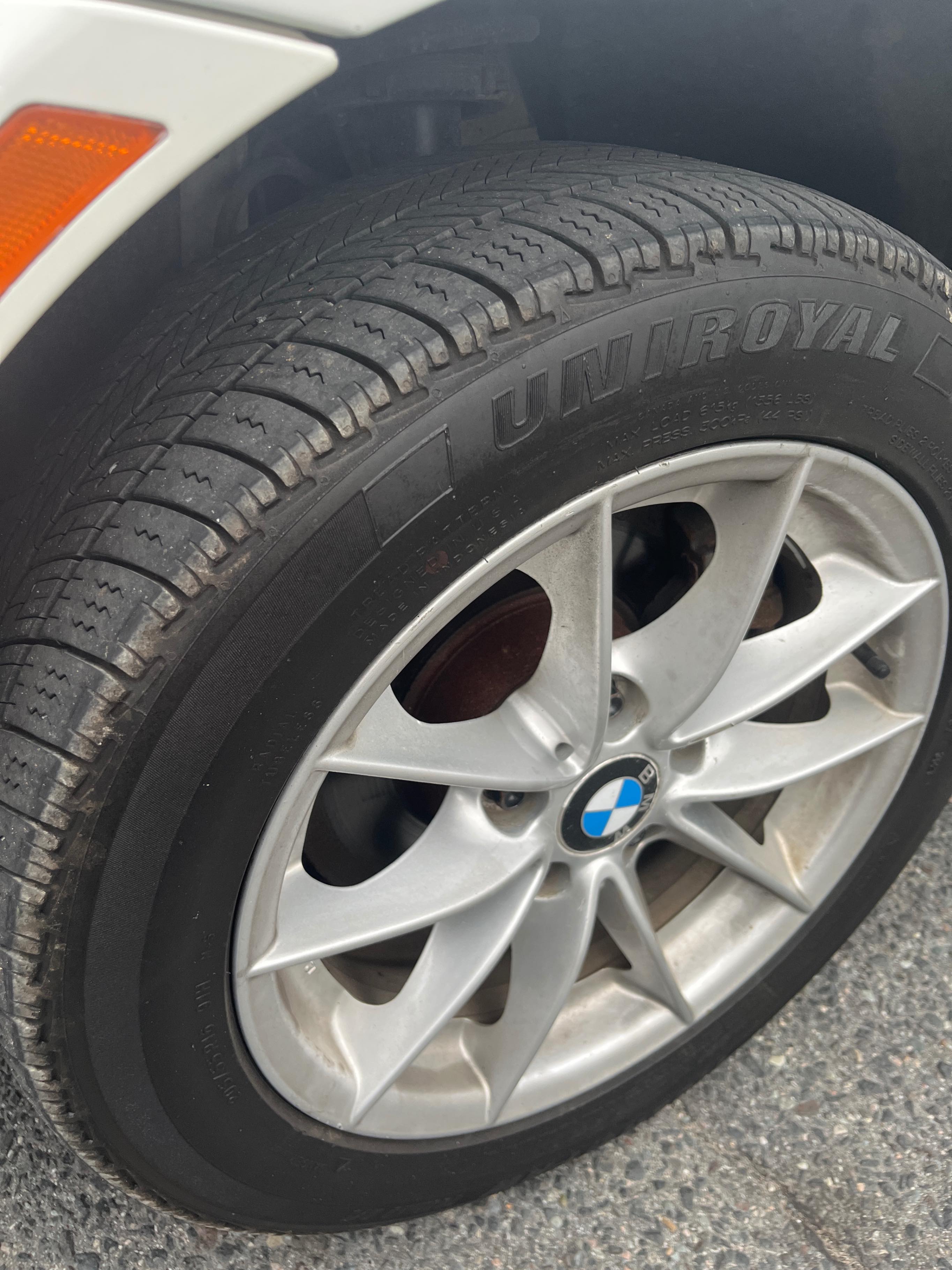 Снимка 7 от търг – 2011 BMW 3 SERIES 323I с VIN WBAPG7G57BNN18596