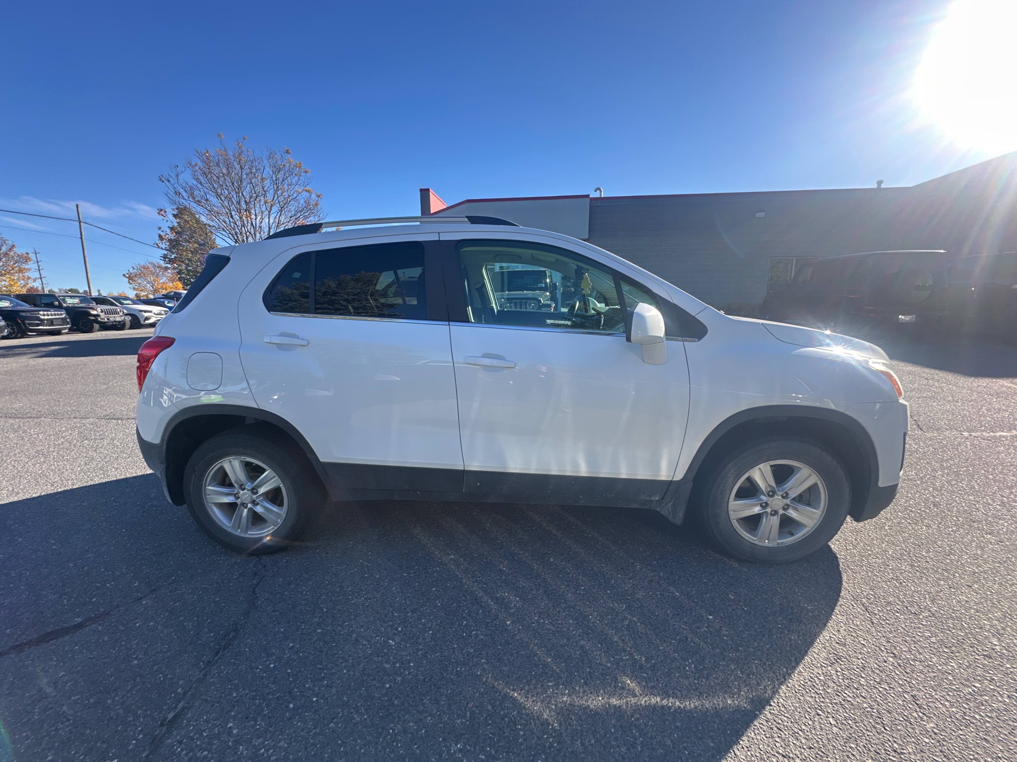 Снимка 3 от търг – 2016 CHEVROLET TRAX LT с VIN 3GNCJPSB5GL245575