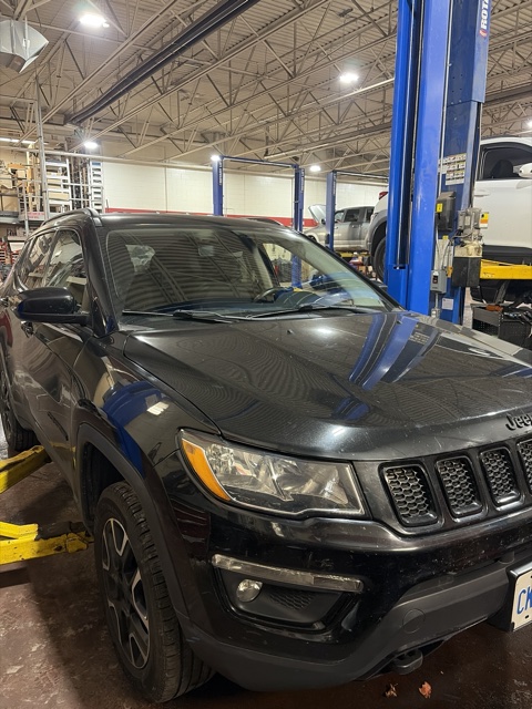 JEEP COMPASS UPLAND EDITION 2019 с VIN 3C4NJDAB6KT800401 - Снимка от търг