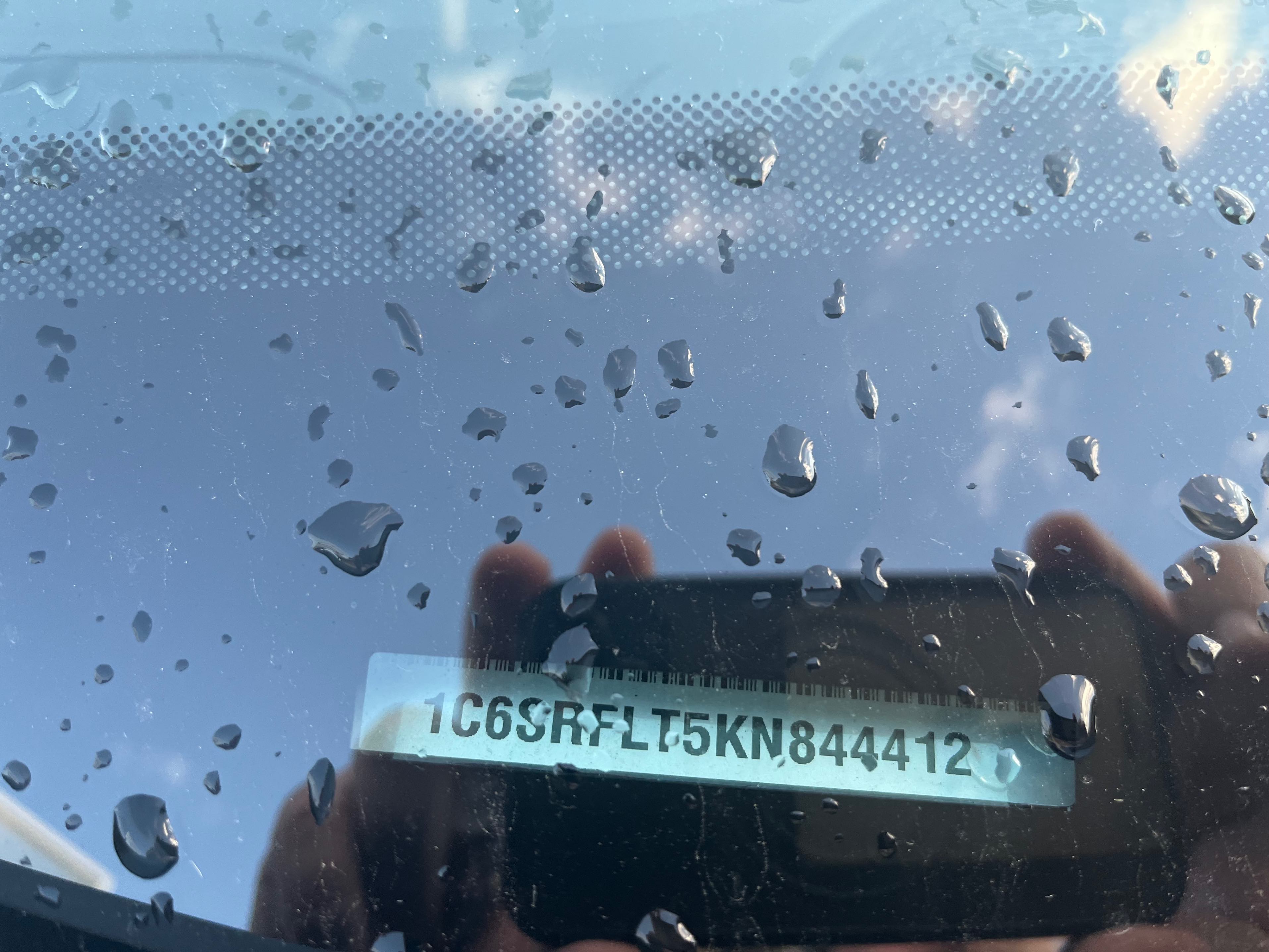 Photo 10 from auction – 2019 RAM 1500 SPORT with VIN 1C6SRFLT5KN844412