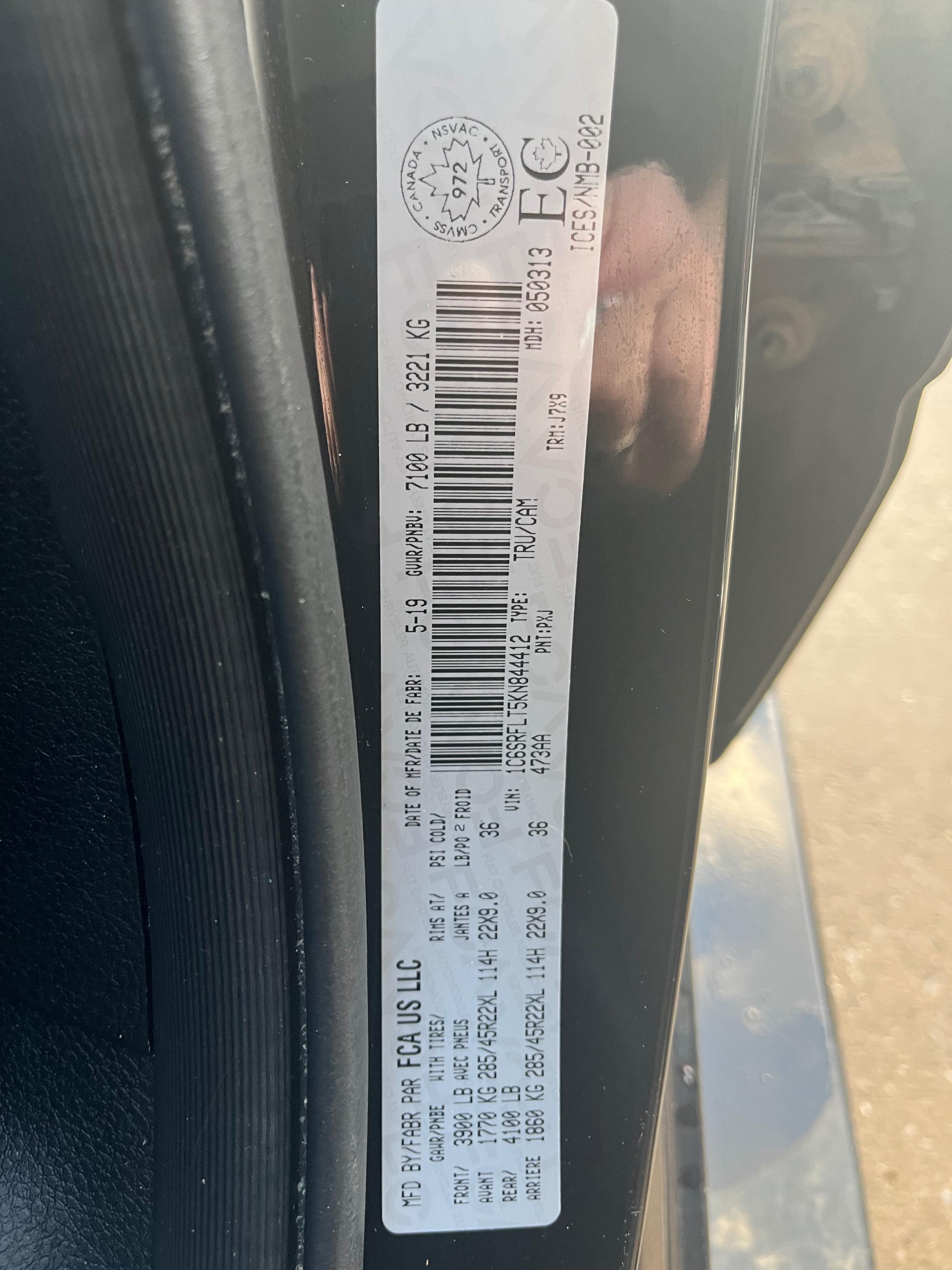 Photo 11 from auction – 2019 RAM 1500 SPORT with VIN 1C6SRFLT5KN844412