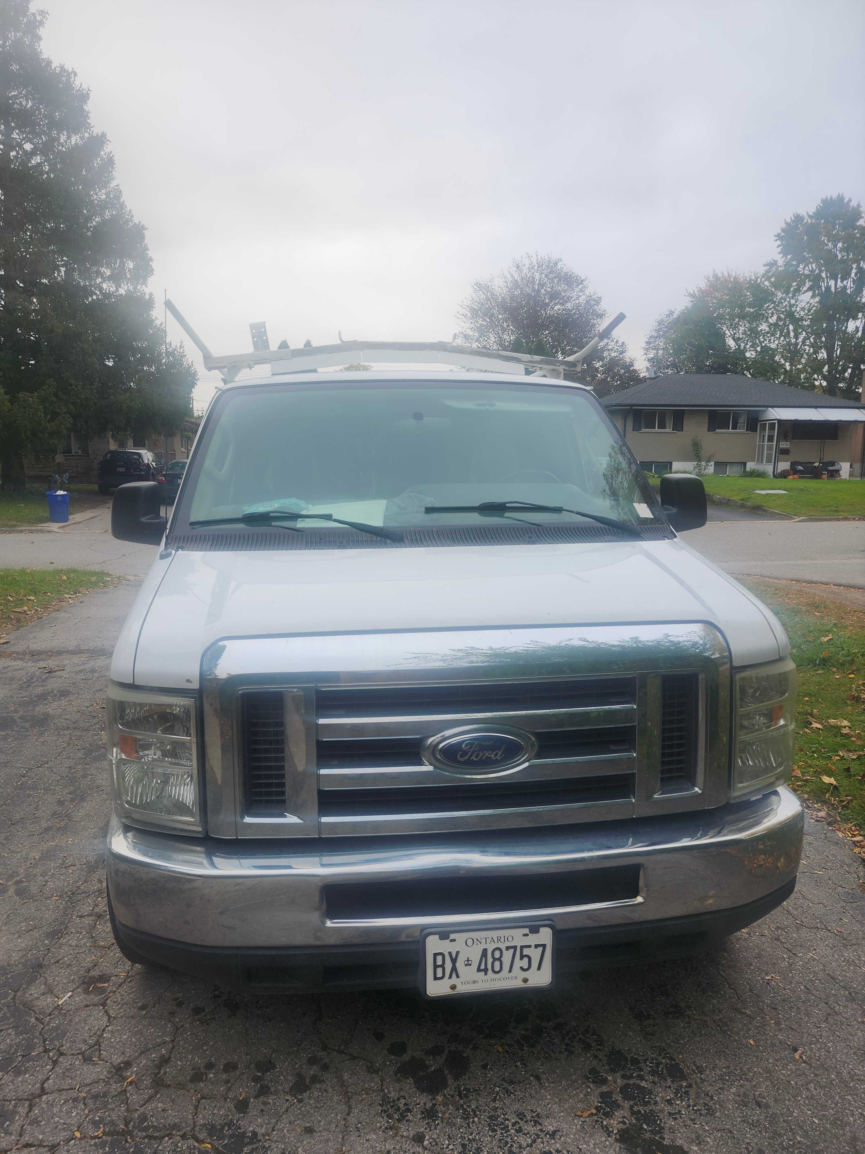 Photo 5 from auction – 2011 FORD ECONOLINE CARGO VAN COMMERCIAL with VIN 1FTNE2EW2BDA92143