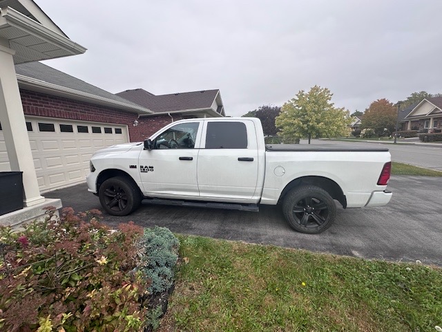 Zdjęcie 2 z aukcji – 2021 RAM 1500 CLASSIC EXPRESS z VIN 3C6RR7KT5MG685330