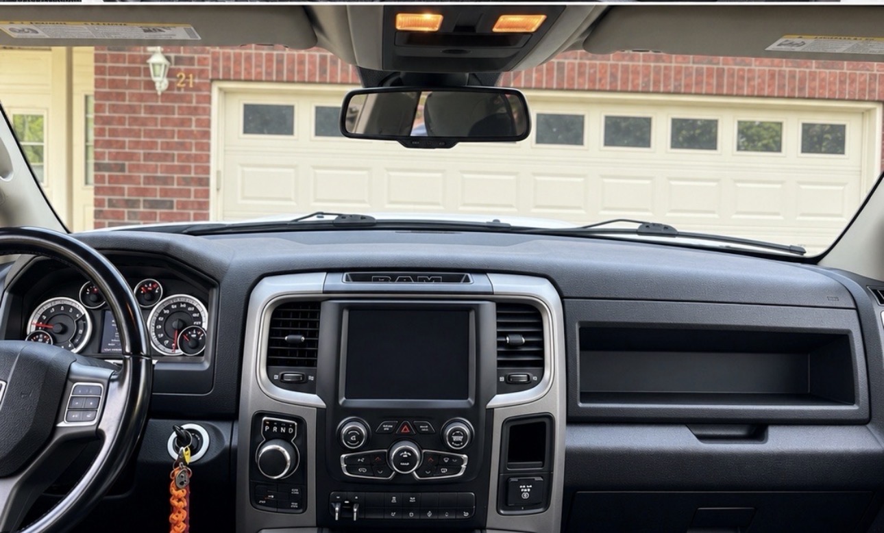 Zdjęcie 9 z aukcji – 2021 RAM 1500 CLASSIC EXPRESS z VIN 3C6RR7KT5MG685330