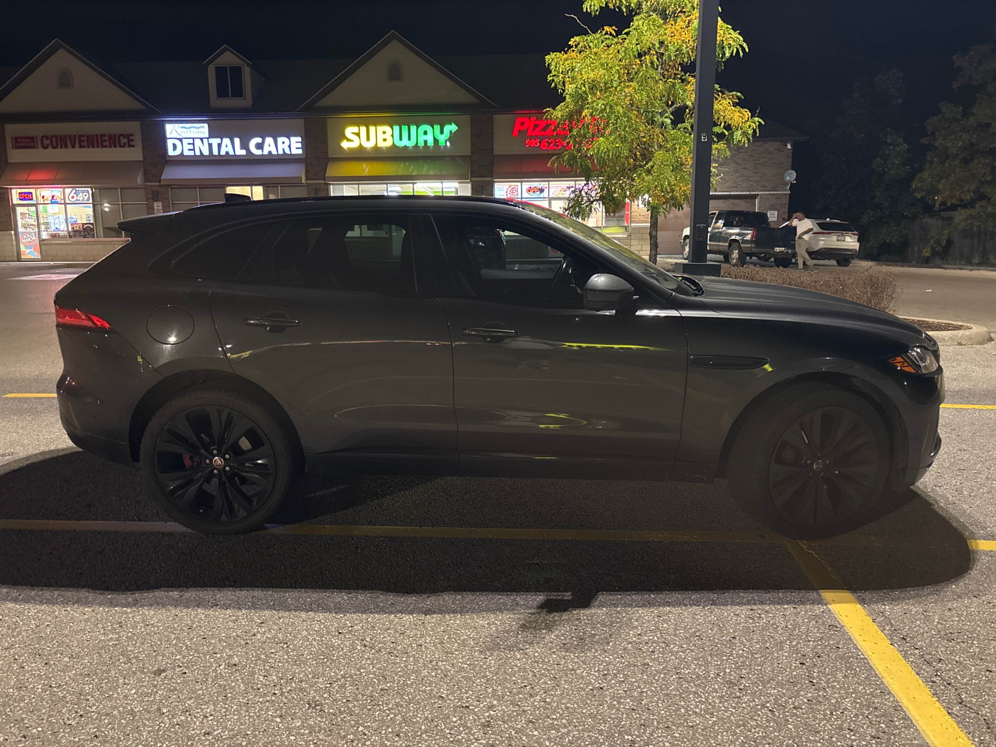 Photo 3 from auction – 2019 JAGUAR F-PACE S with VIN SADCM2FV0KA608330
