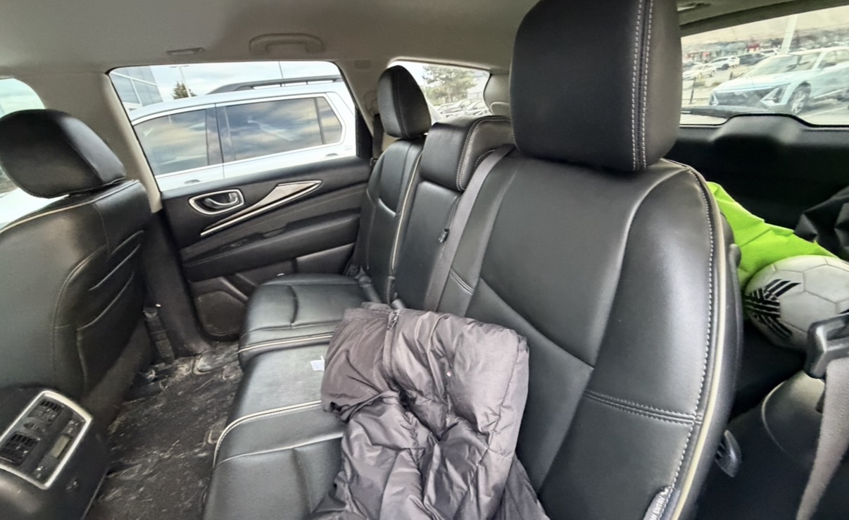 Снимка 5 от търг – 2019 INFINITI QX60 PURE с VIN 5N1DL0MM1KC511574
