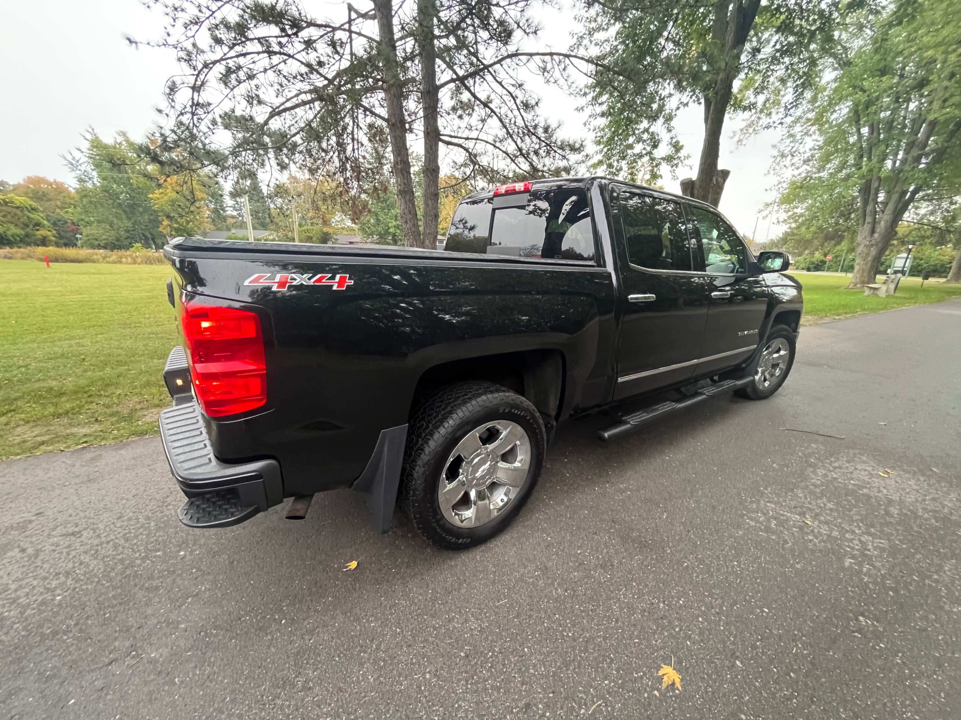 Photo 33 from auction – 2015 CHEVROLET SILVERADO 1500 LTZ with VIN 3GCUKSEC9FG448705