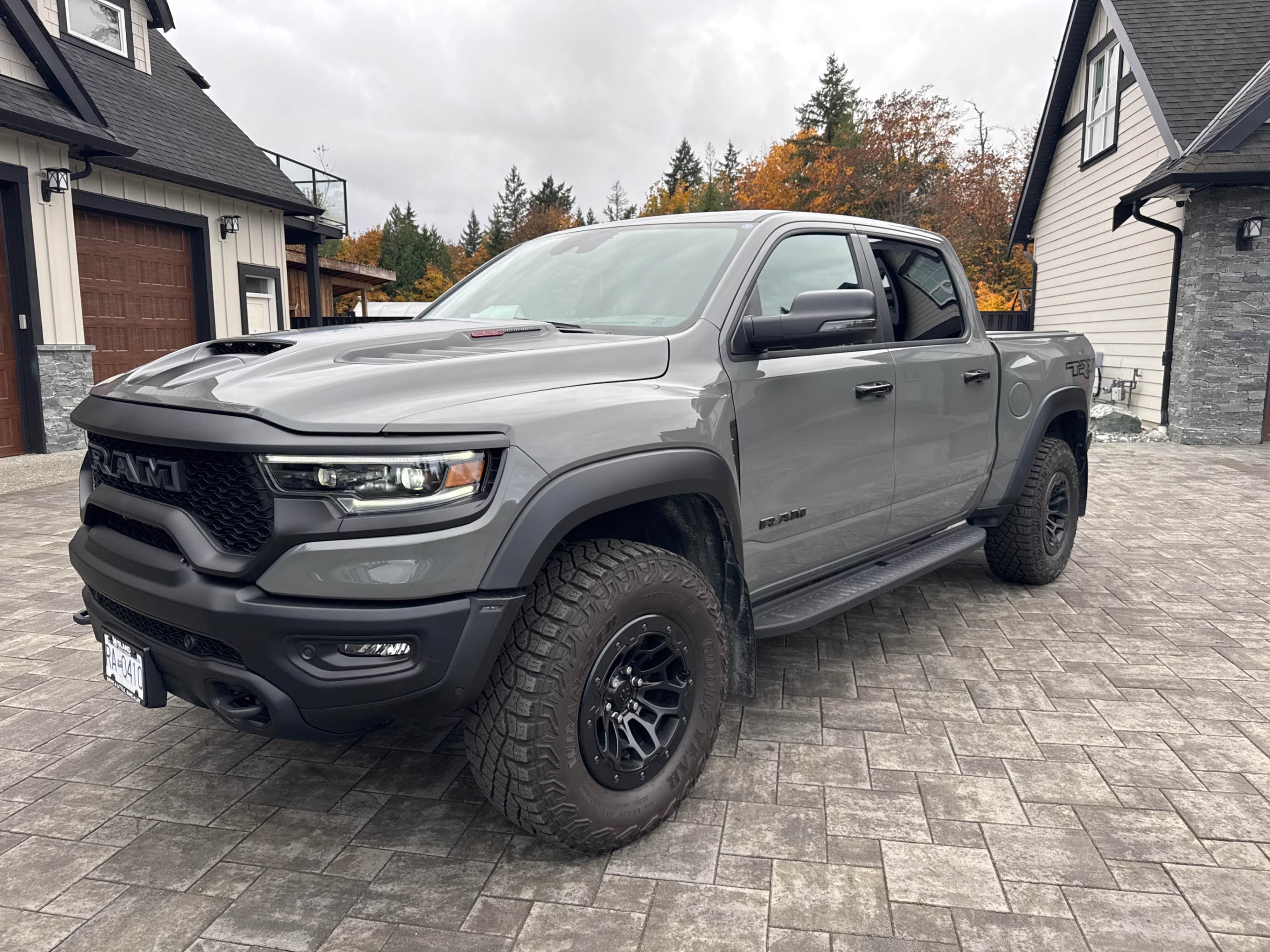 RAM 1500 TRX 2023 с VIN 1C6SRFU95PN654622 - Снимка от търг
