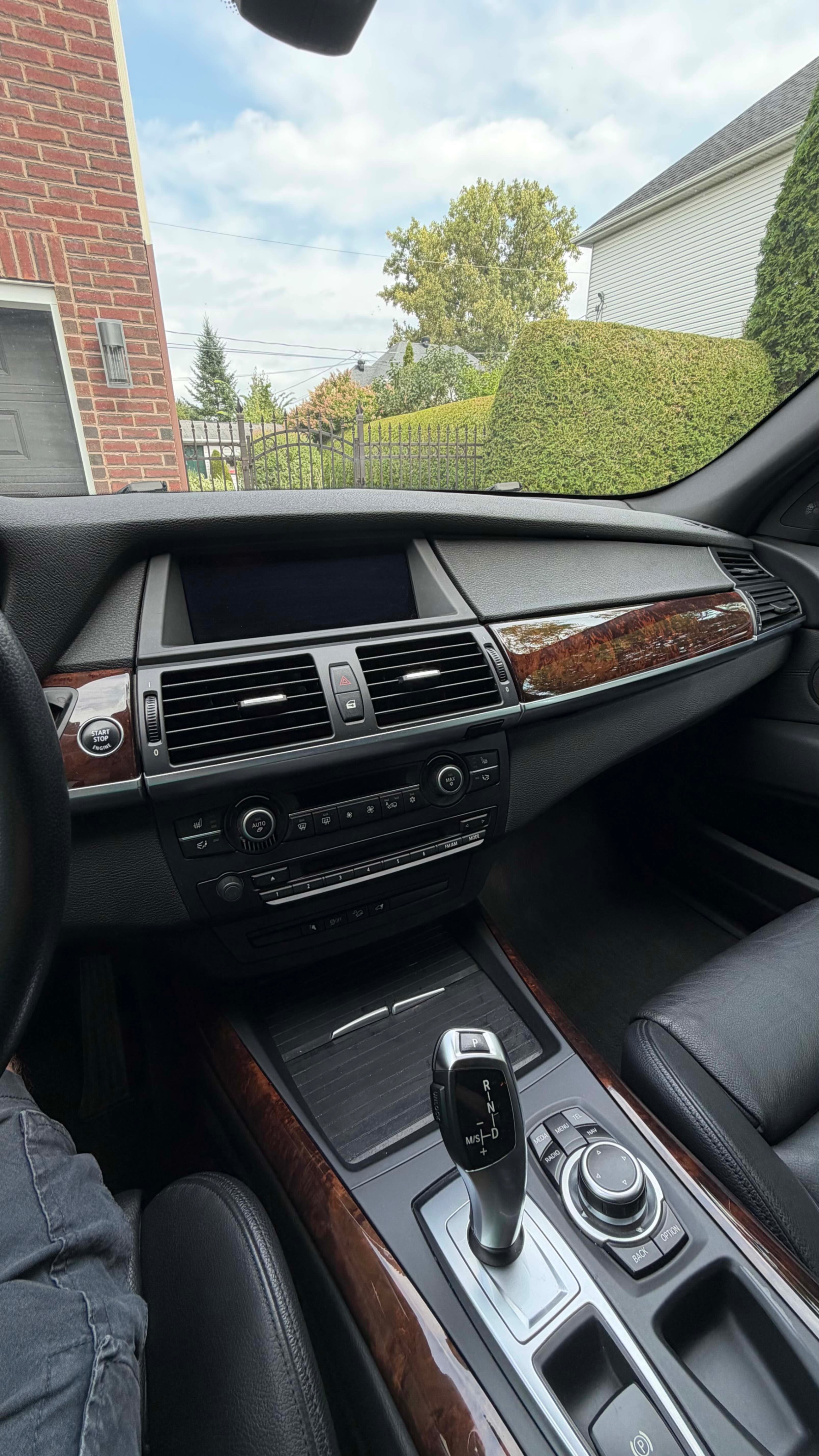 Photo 9 from auction – 2012 BMW X5 35D with VIN 5UXZW0C5XCL674638