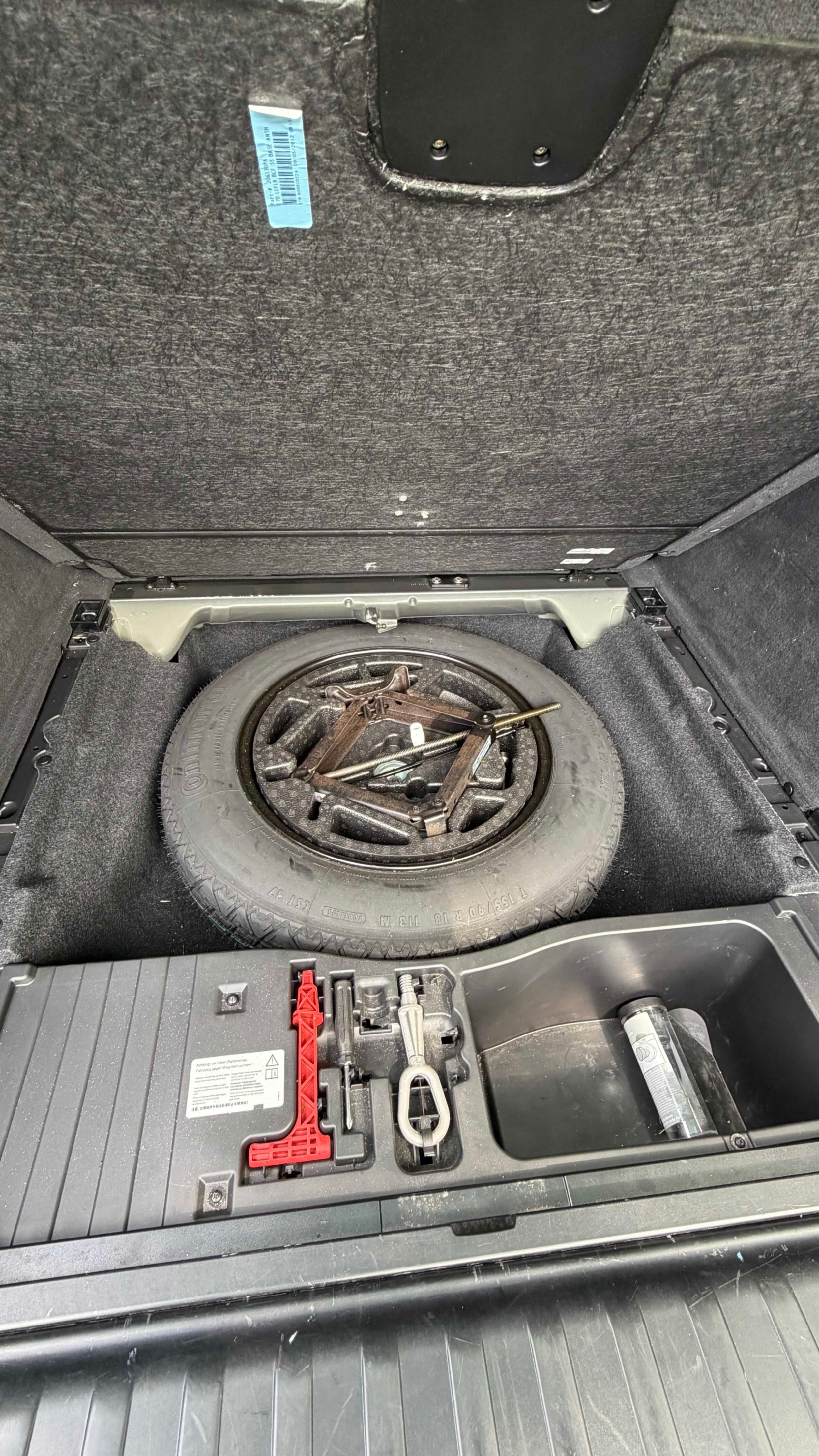 Photo 16 from auction – 2012 BMW X5 35D with VIN 5UXZW0C5XCL674638