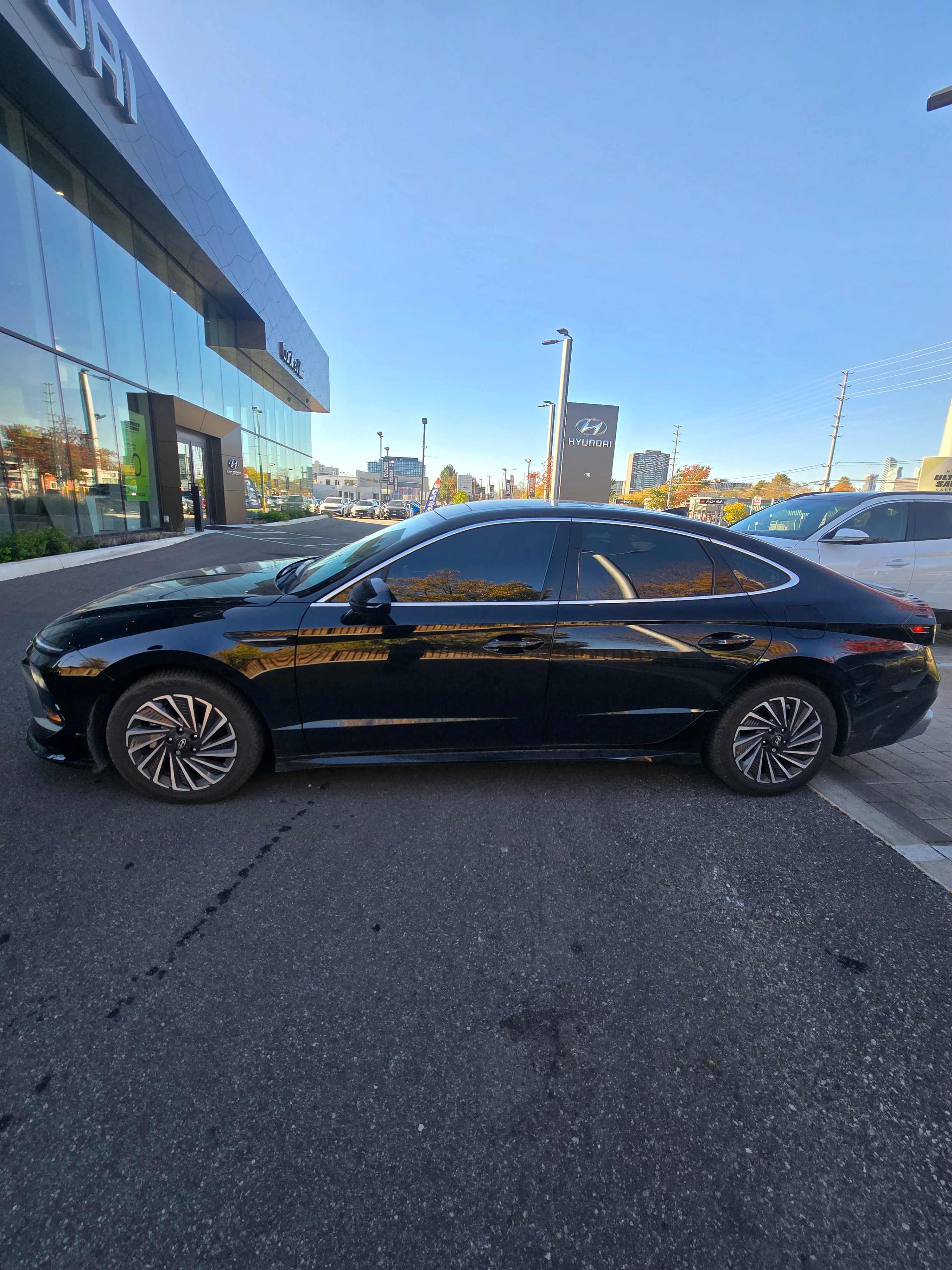 Снимка 2 от търг – 2026 HYUNDAI SONATA HYBRID PREFERRED-TREND с VIN KMHL34JJ2TA137874