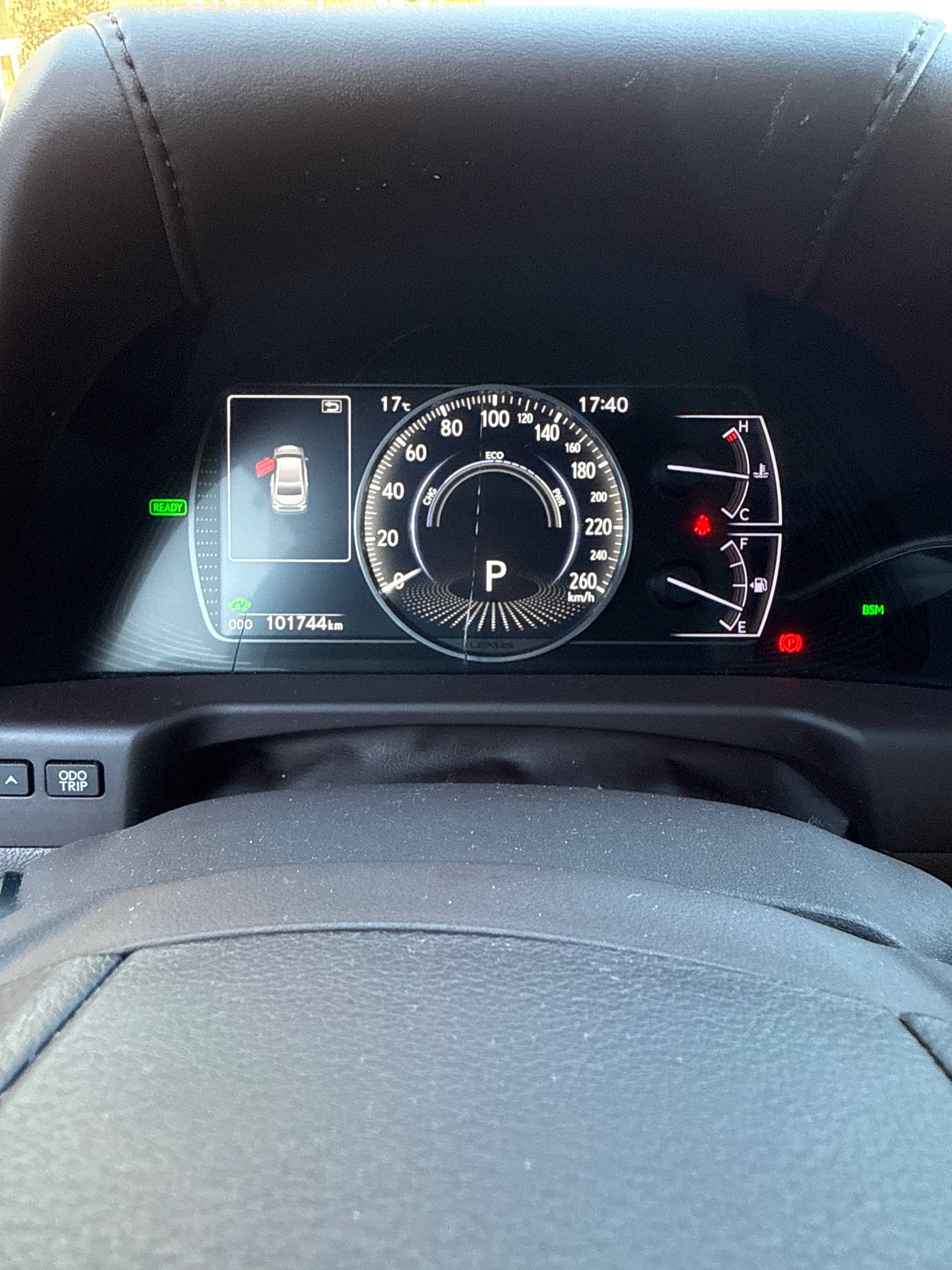 Снимка 8 от търг – 2019 LEXUS ES ES 300H с VIN JTHB21B1XK2035407