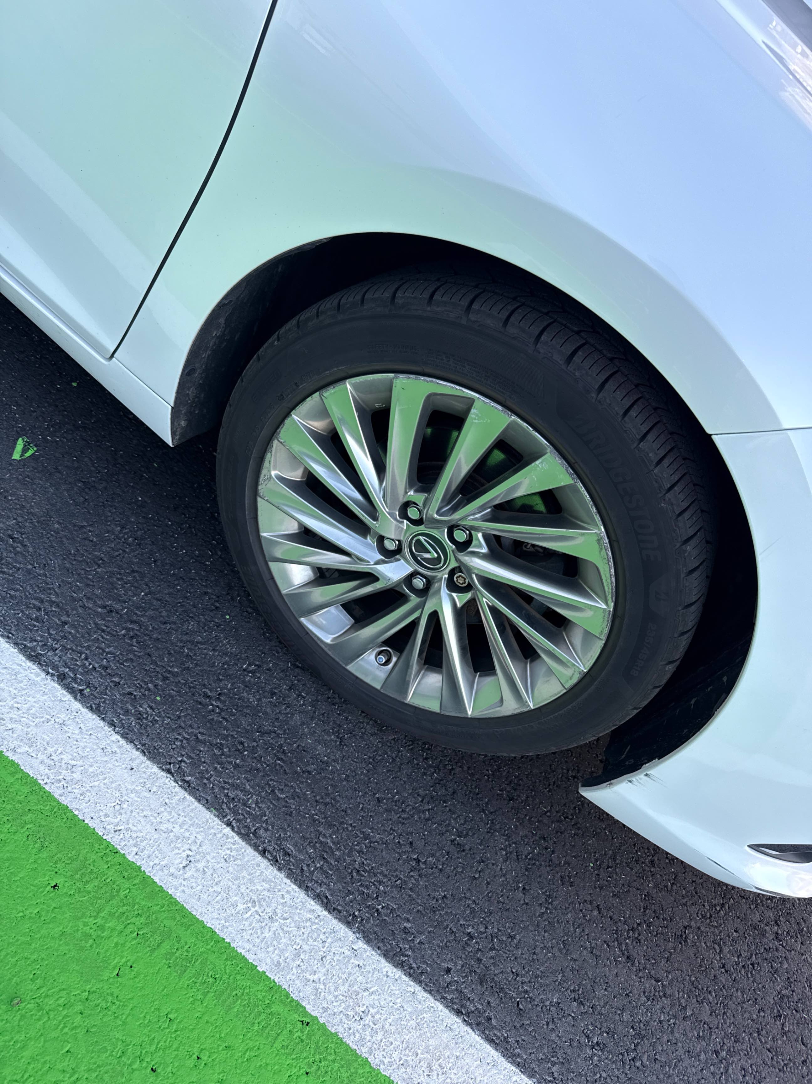 Снимка 7 от търг – 2019 LEXUS ES ES 300H с VIN JTHB21B1XK2035407