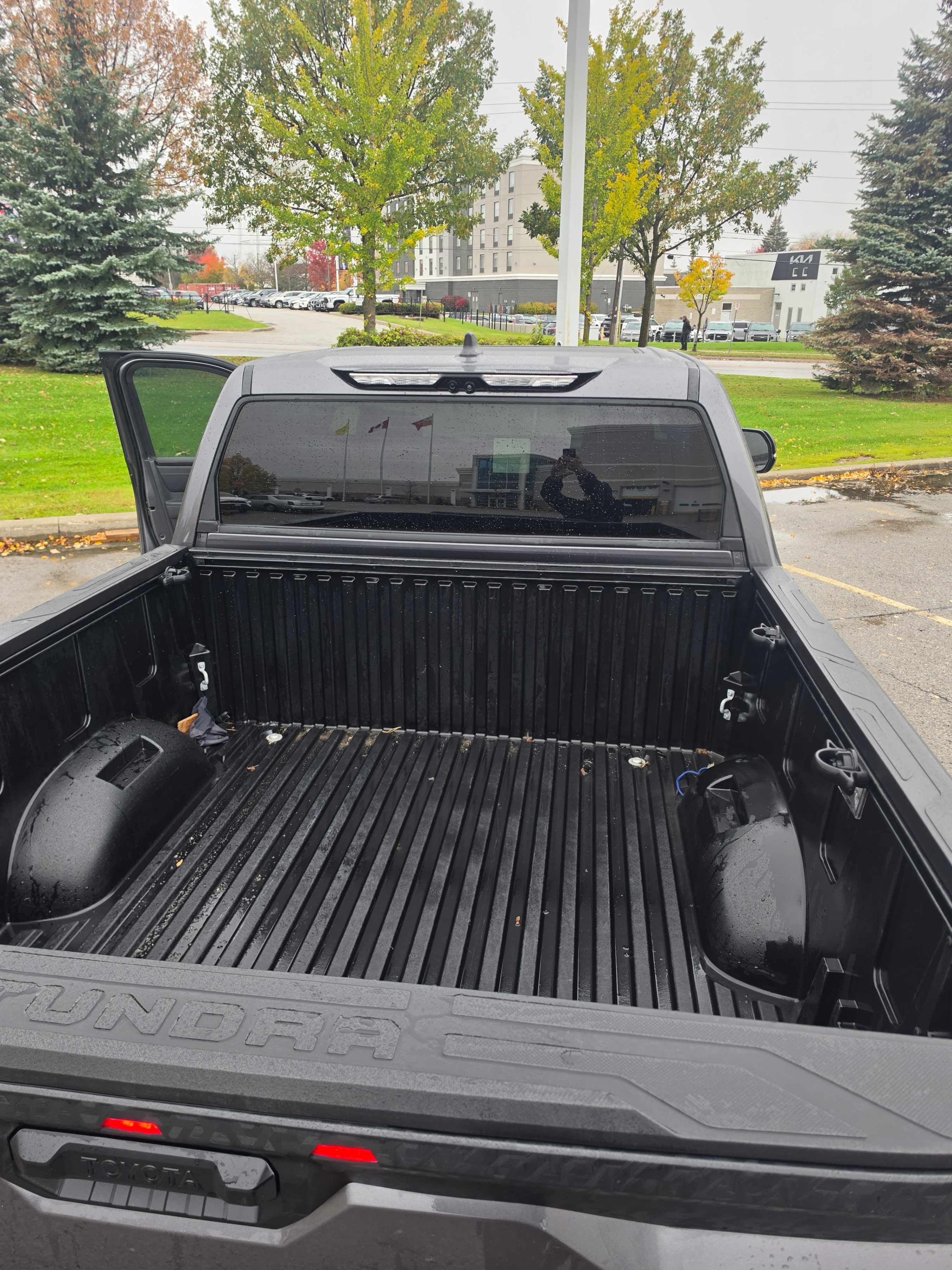 Снимка 16 от търг – 2024 TOYOTA TUNDRA LIMITED HYBRID с VIN 5TFPC5DB4RX083371