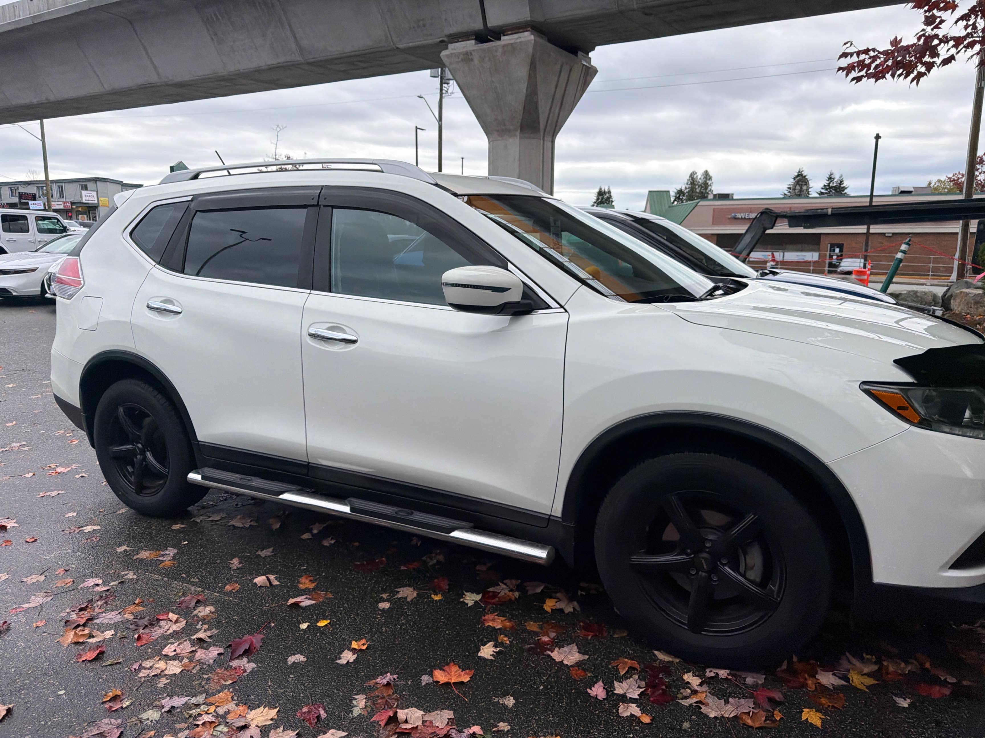 Снимка 2 от търг – 2016 NISSAN ROGUE AWD 4DR S с VIN 5N1AT2MV6GC845405