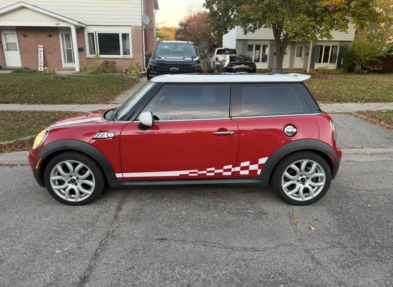 Foto 2 de la subasta – 2007 MINI COOPER S con VIN WMWMF735X7TL84052