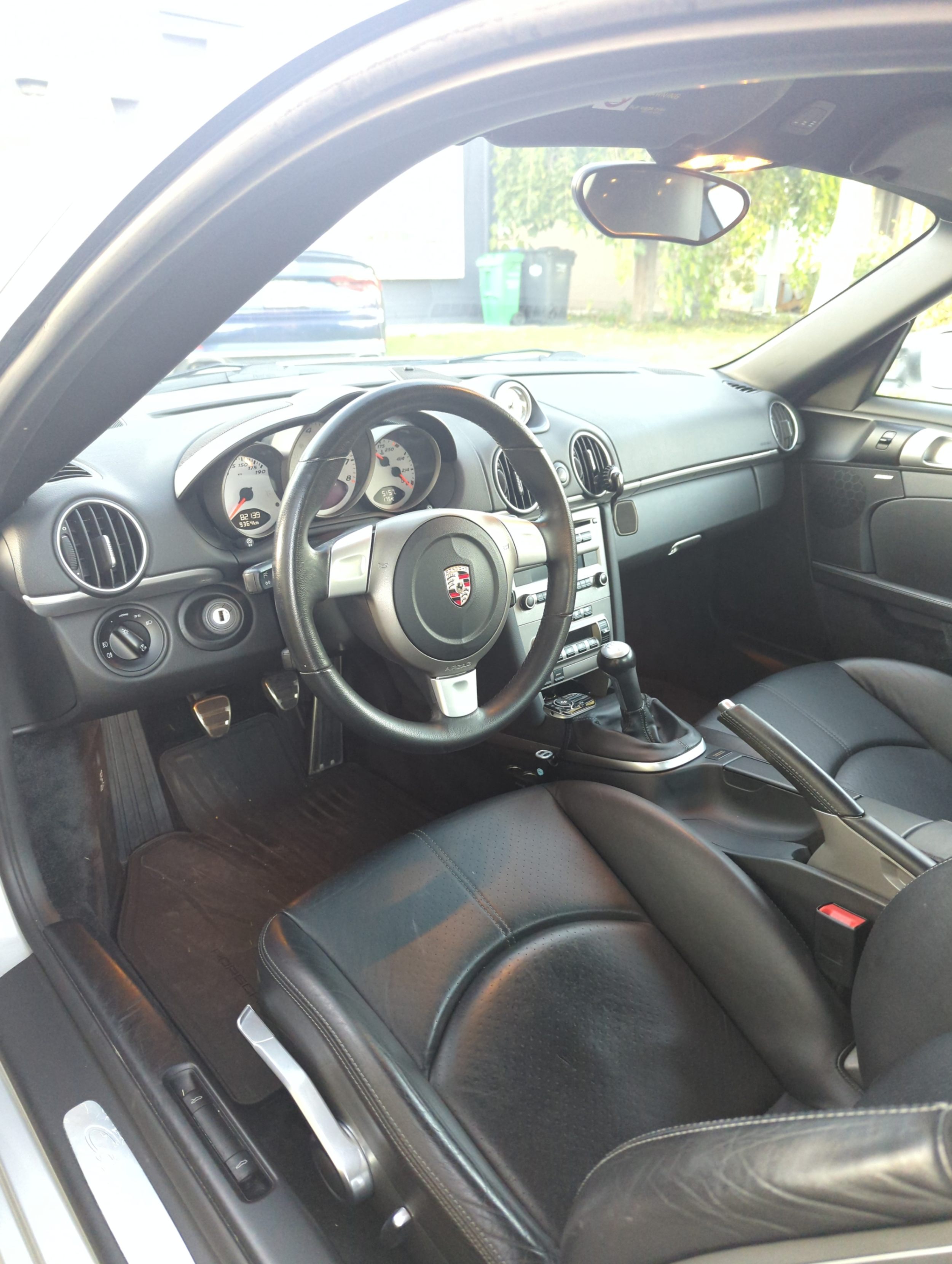 Снимка 5 от търг – 2008 PORSCHE CAYMAN S с VIN WP0AB29878U782515