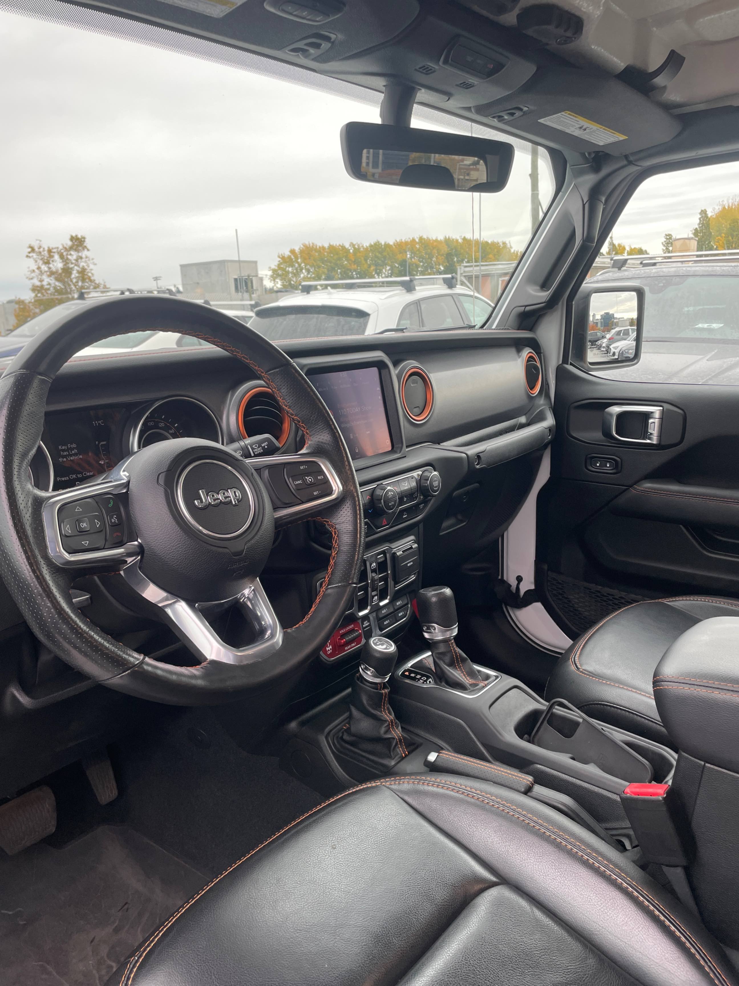 Снимка 5 от търг – 2023 JEEP GLADIATOR MOJAVE с VIN 1C6JJTEG1PL543270