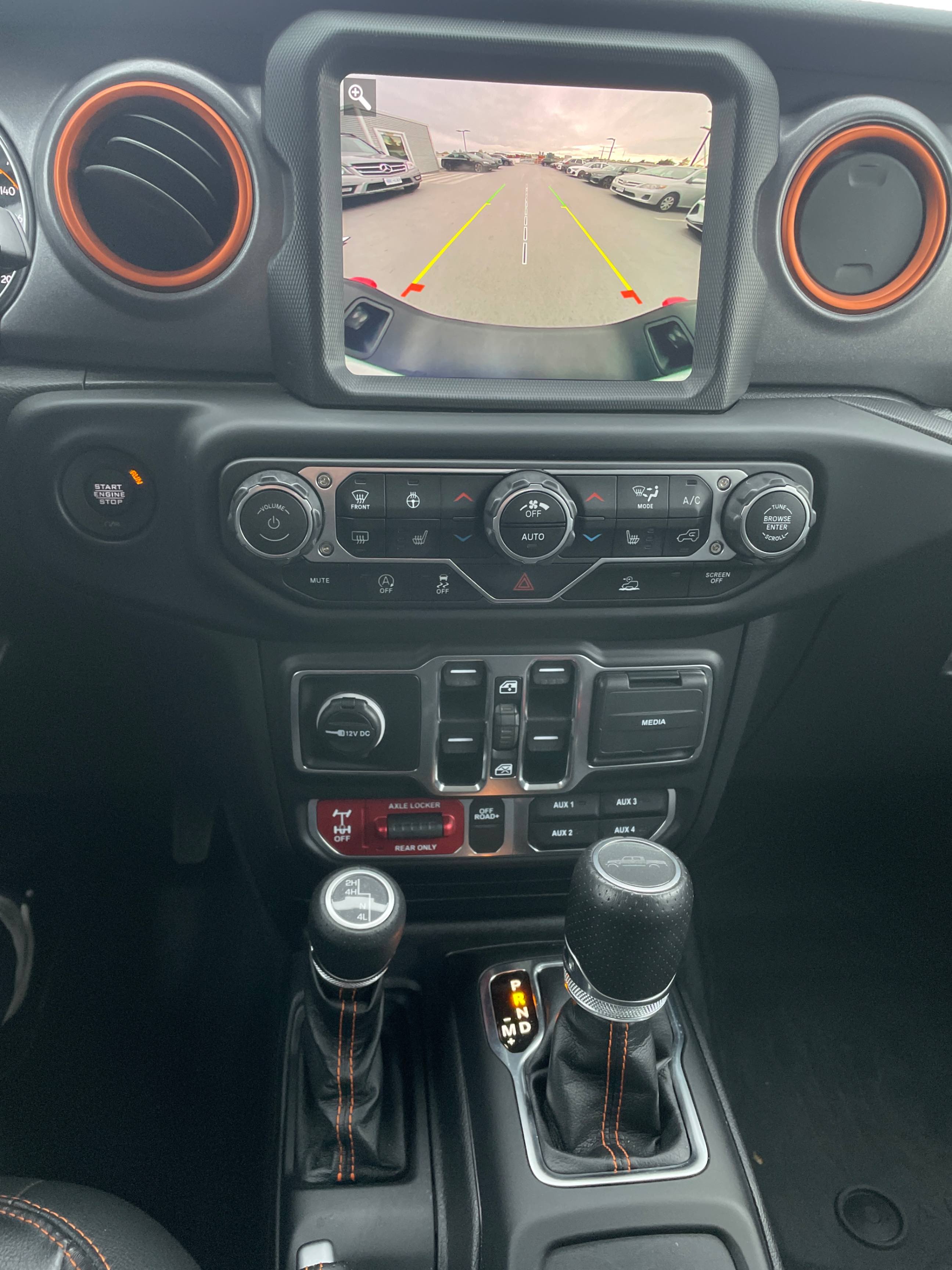 Снимка 9 от търг – 2023 JEEP GLADIATOR MOJAVE с VIN 1C6JJTEG1PL543270