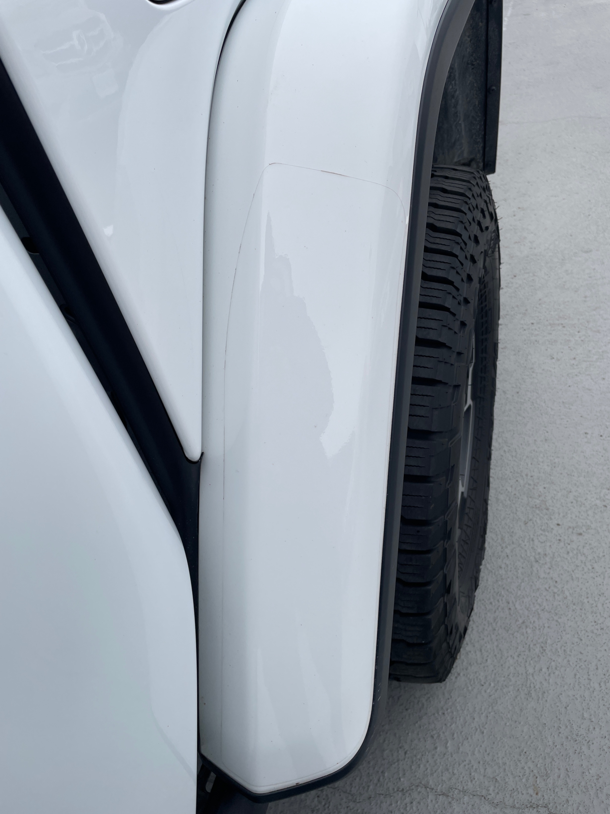 Снимка 12 от търг – 2023 JEEP GLADIATOR MOJAVE с VIN 1C6JJTEG1PL543270