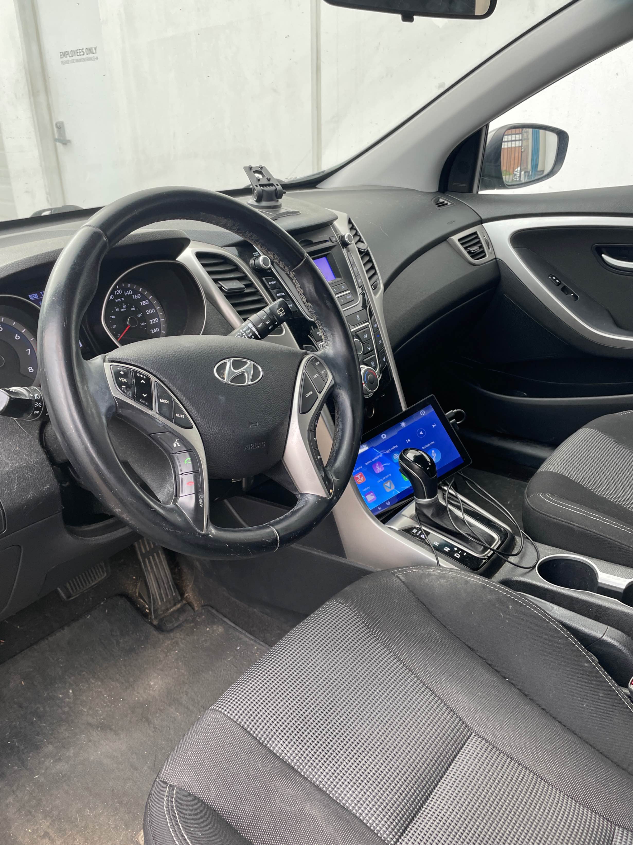 Снимка 5 от търг – 2013 HYUNDAI ELANTRA GT GLS с VIN KMHD35LE2DU144625