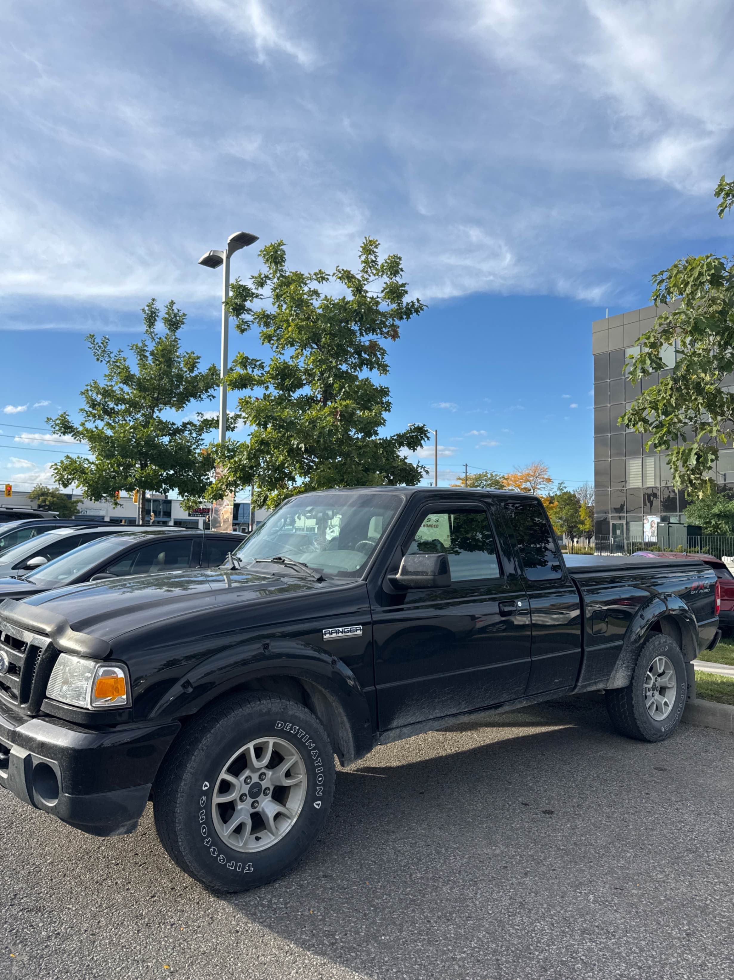 Photo 2 from auction – 2011 FORD RANGER 4WD SUPERCAB 126" with VIN 1FTLR4FE7BPA32306