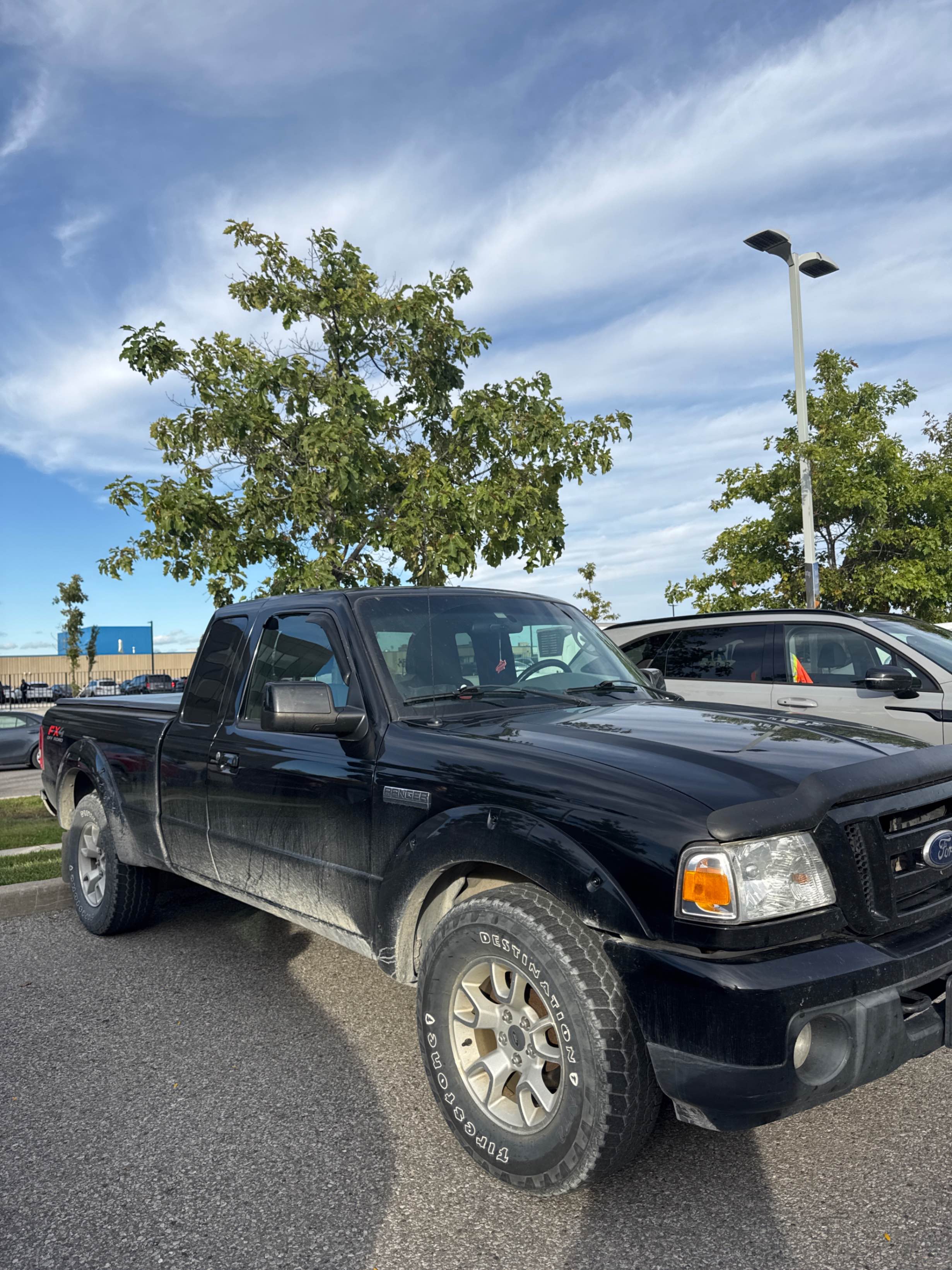 Photo 3 from auction – 2011 FORD RANGER 4WD SUPERCAB 126" with VIN 1FTLR4FE7BPA32306