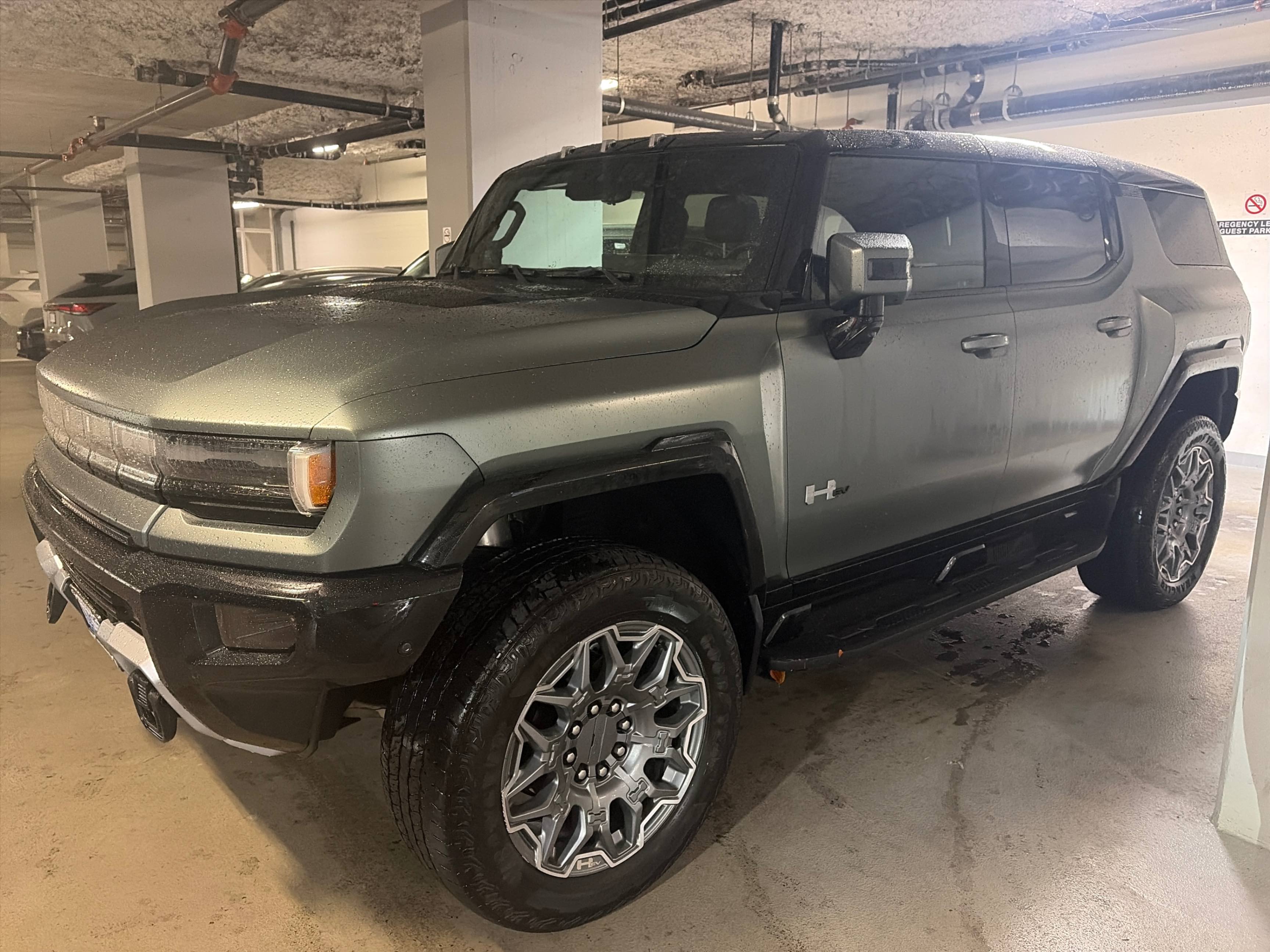 Снимка 2 от търг – 2024 GMC HUMMER EV SUV 3X с VIN 1GKB0RDC0RU103141