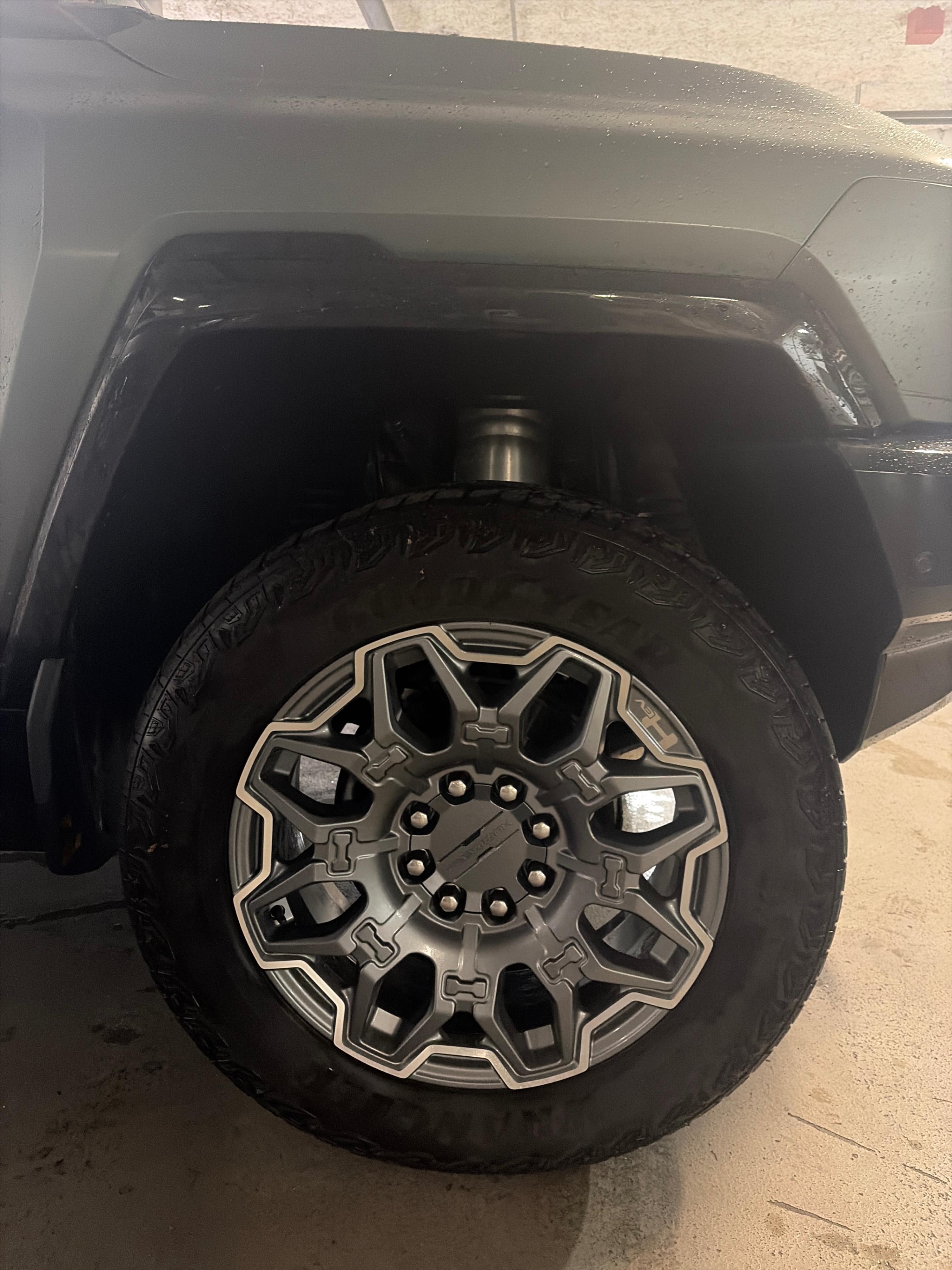 Снимка 7 от търг – 2024 GMC HUMMER EV SUV 3X с VIN 1GKB0RDC0RU103141