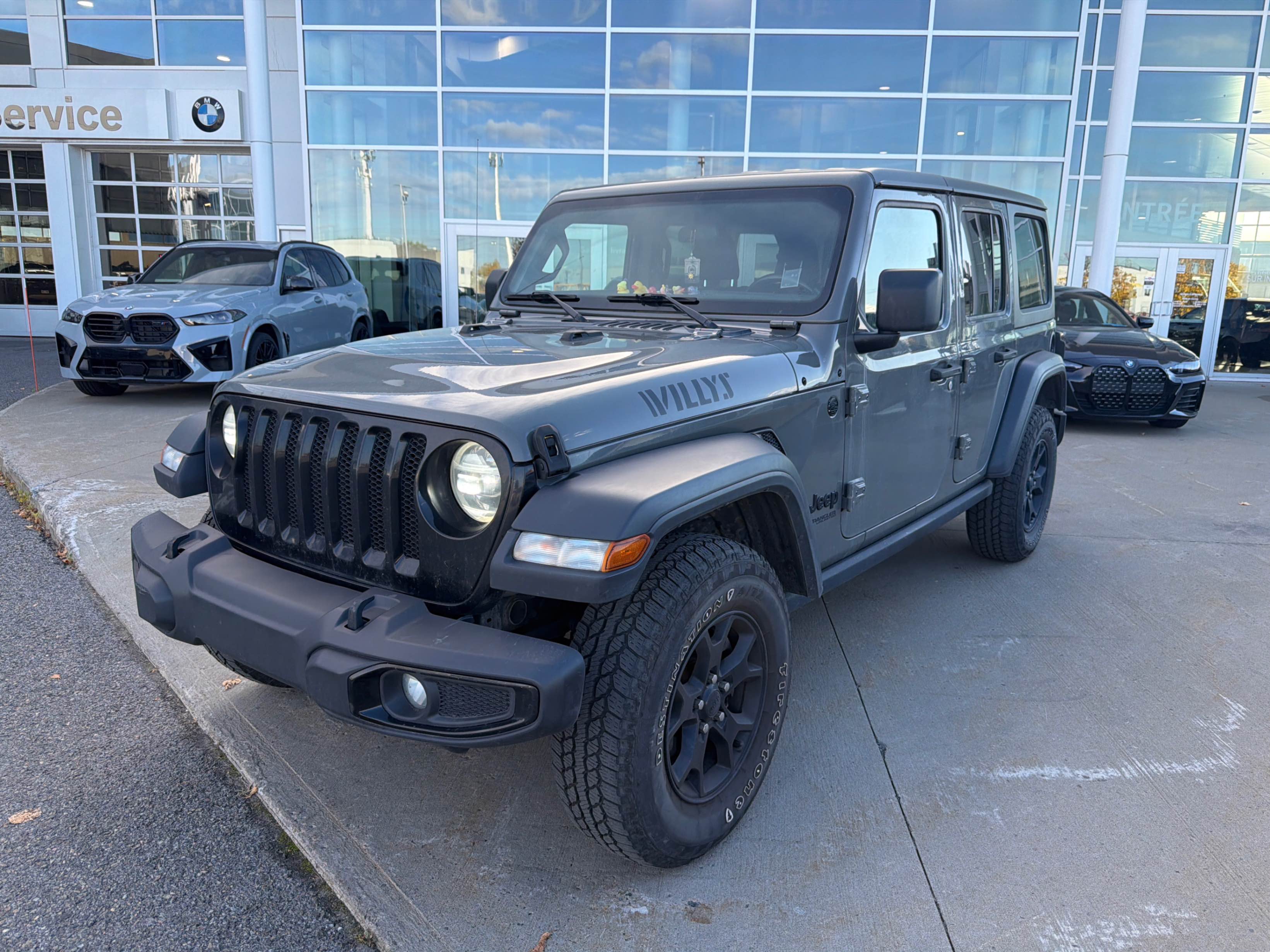 JEEP WRANGLER UNLIMITED WILLYS 2021 с VIN 1C4HJXDGXMW517440 - Снимка от търг